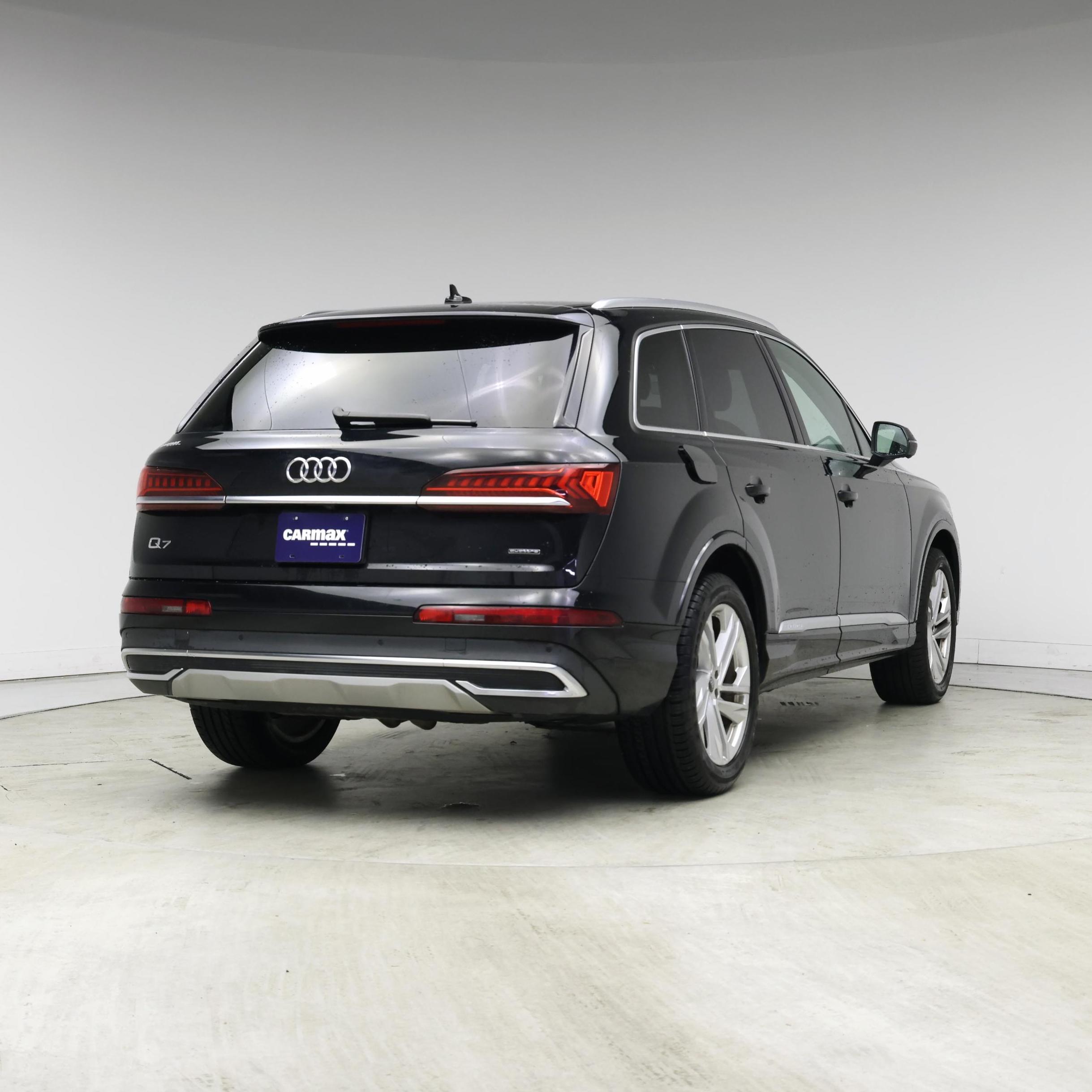 Thumbnail: 2023 Audi Q7 - 8