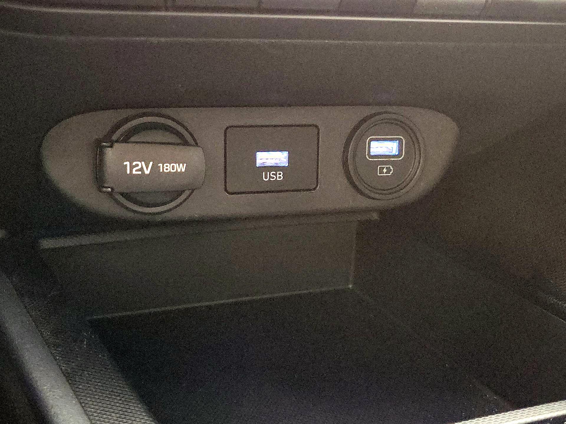 Thumbnail: 2022 Hyundai Elantra - 19