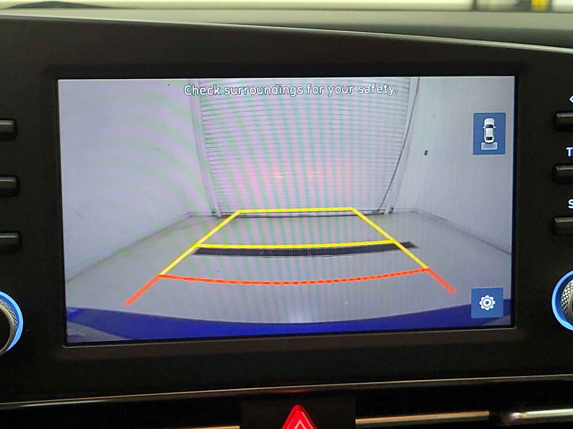 Thumbnail: 2022 Hyundai Elantra - 14