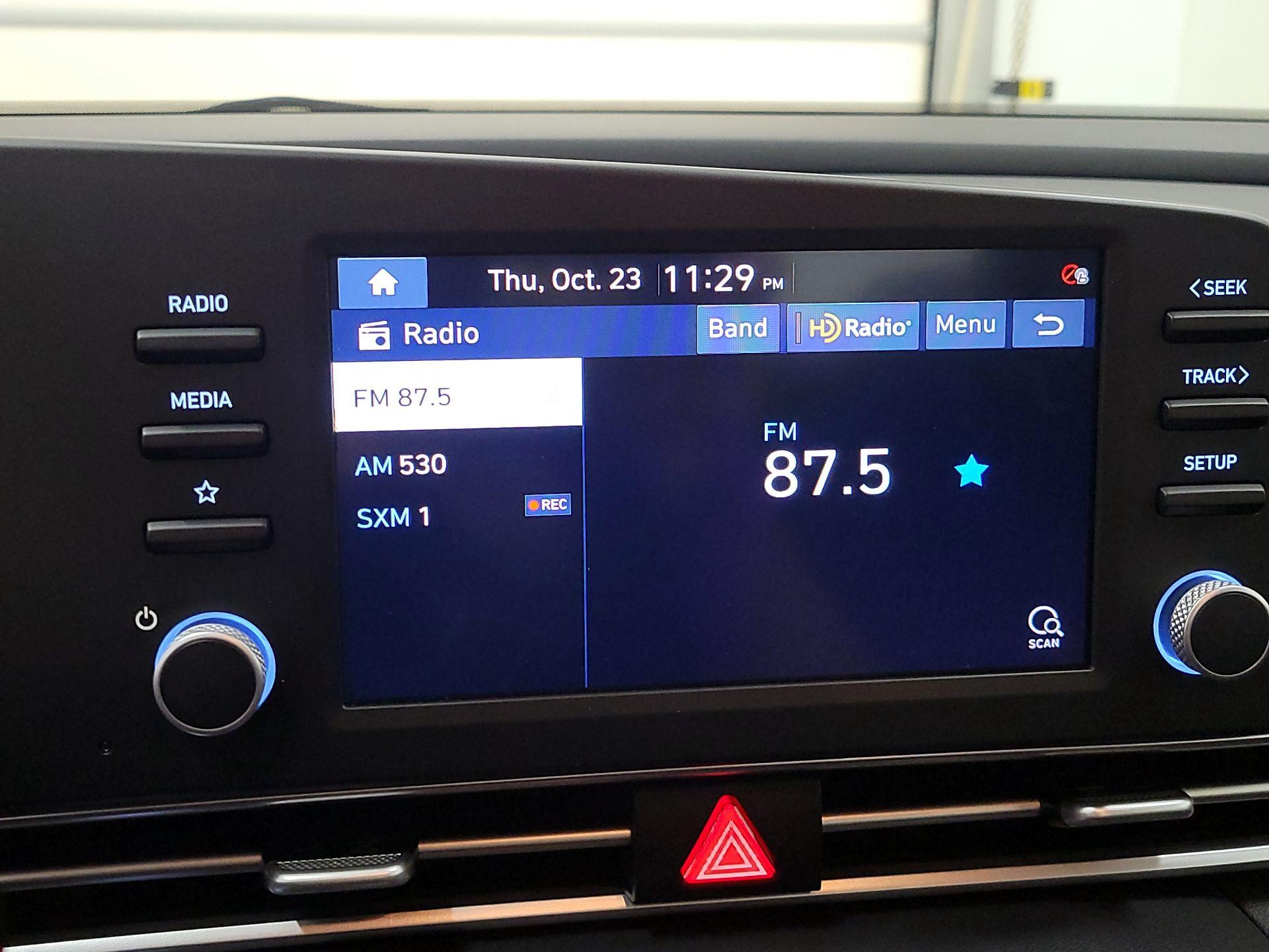 Thumbnail: 2022 Hyundai Elantra - 15