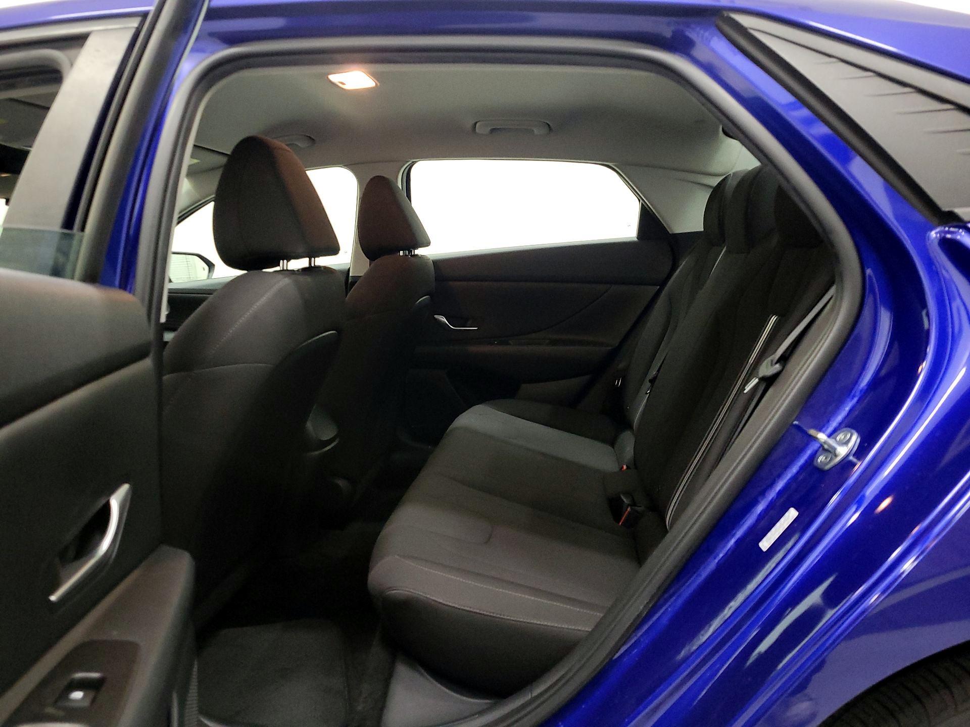 Thumbnail: 2022 Hyundai Elantra - 19