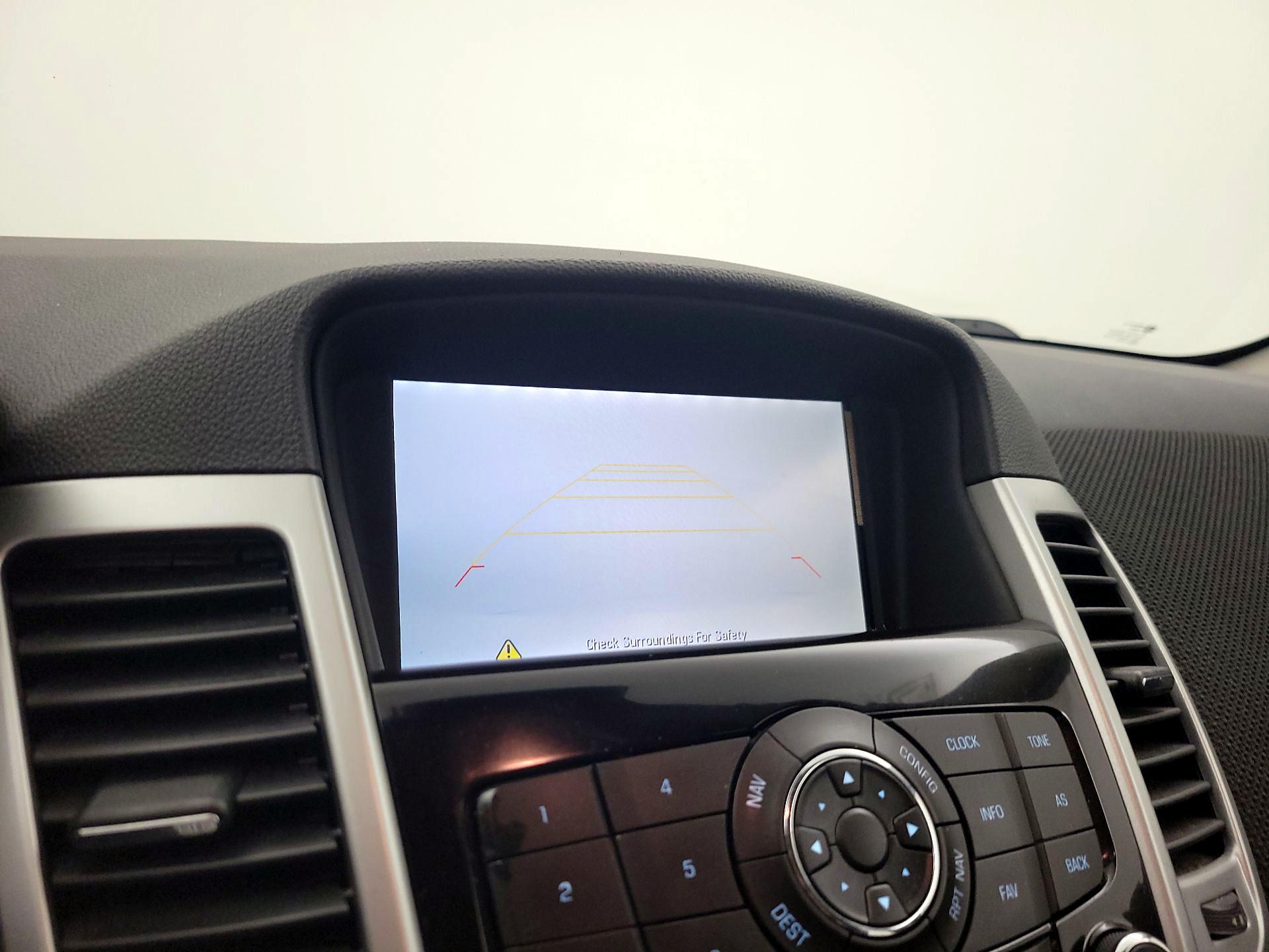 Thumbnail: 2016 Chevrolet Cruze - 14