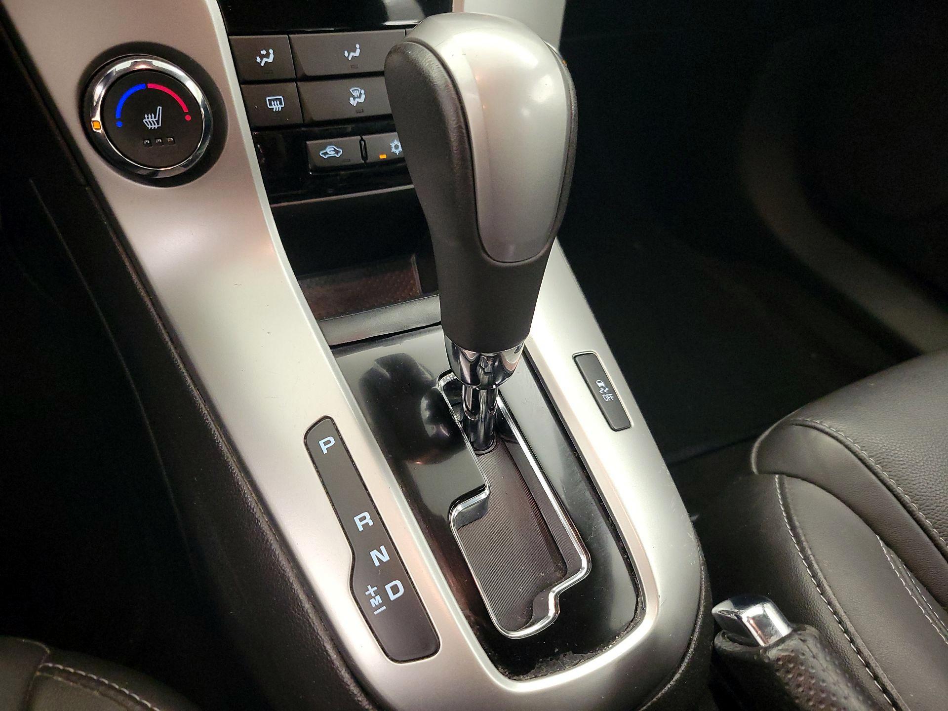 Thumbnail: 2016 Chevrolet Cruze - 17