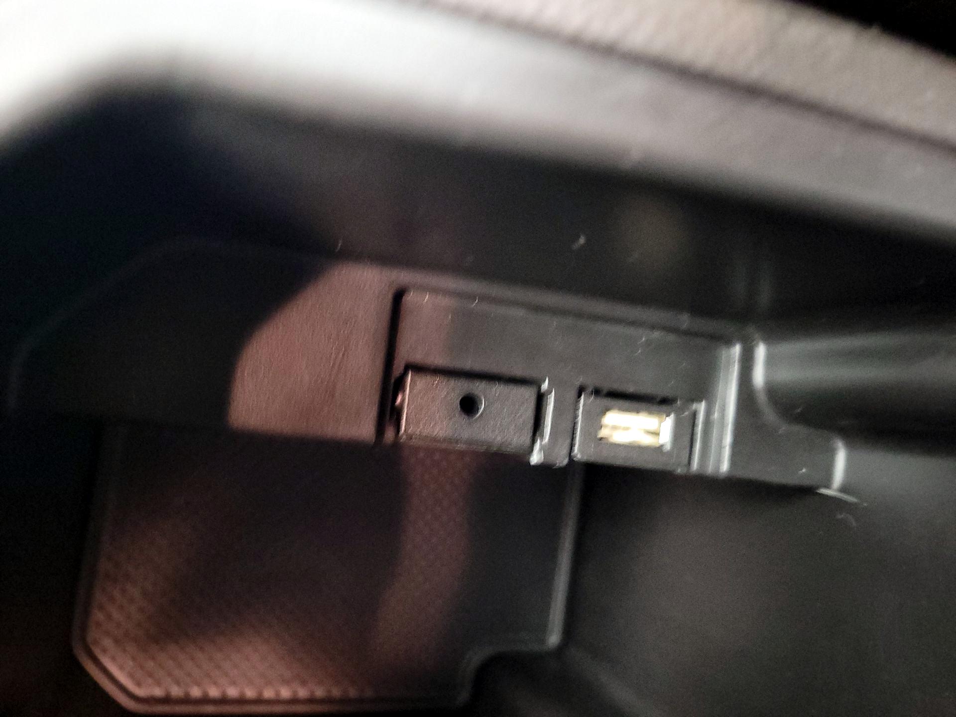 Thumbnail: 2016 Chevrolet Cruze - 18