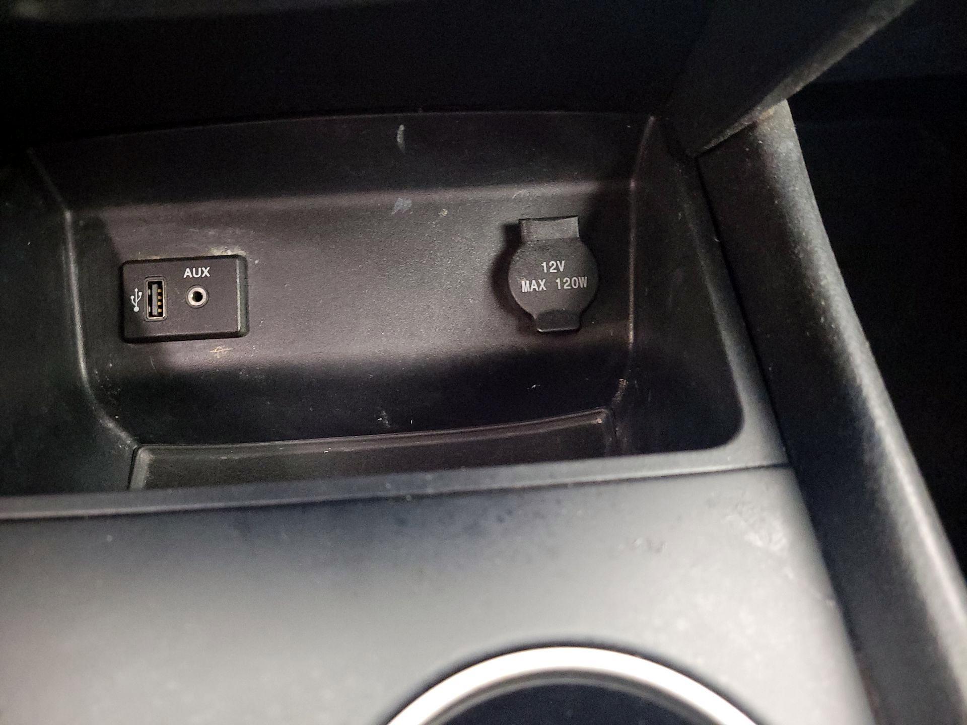 Thumbnail: 2017 Nissan Altima - 18