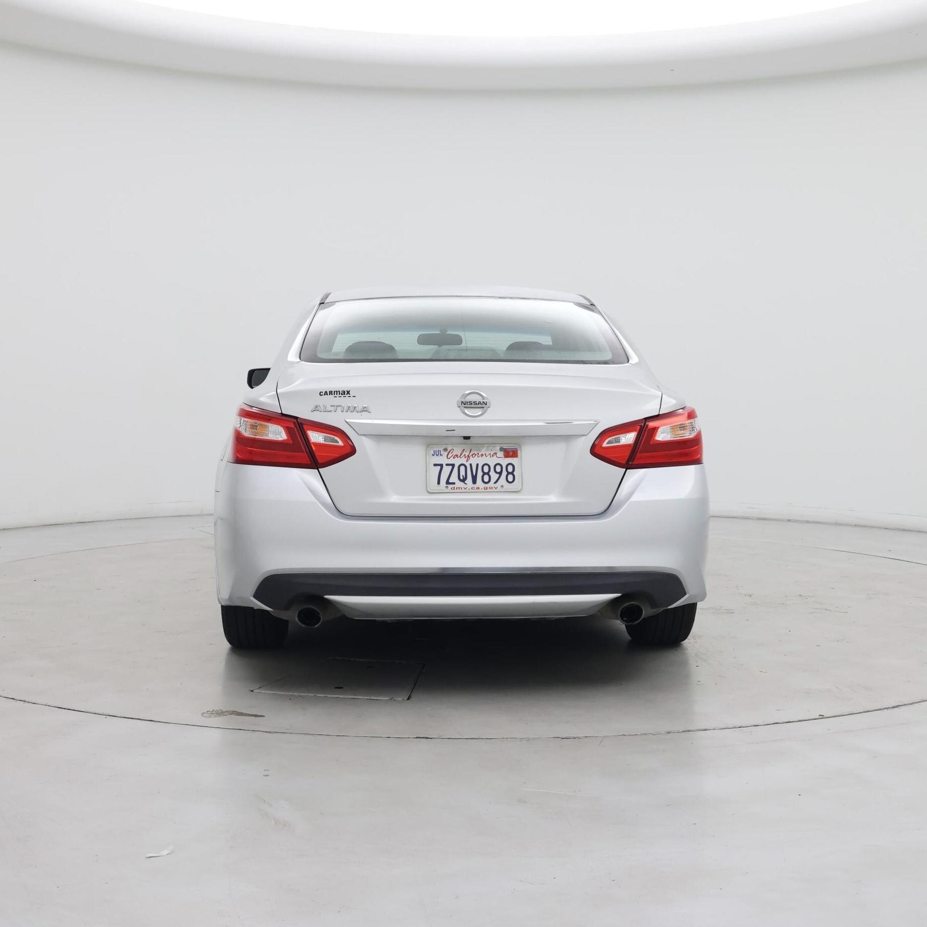 Thumbnail: 2017 Nissan Altima - 6