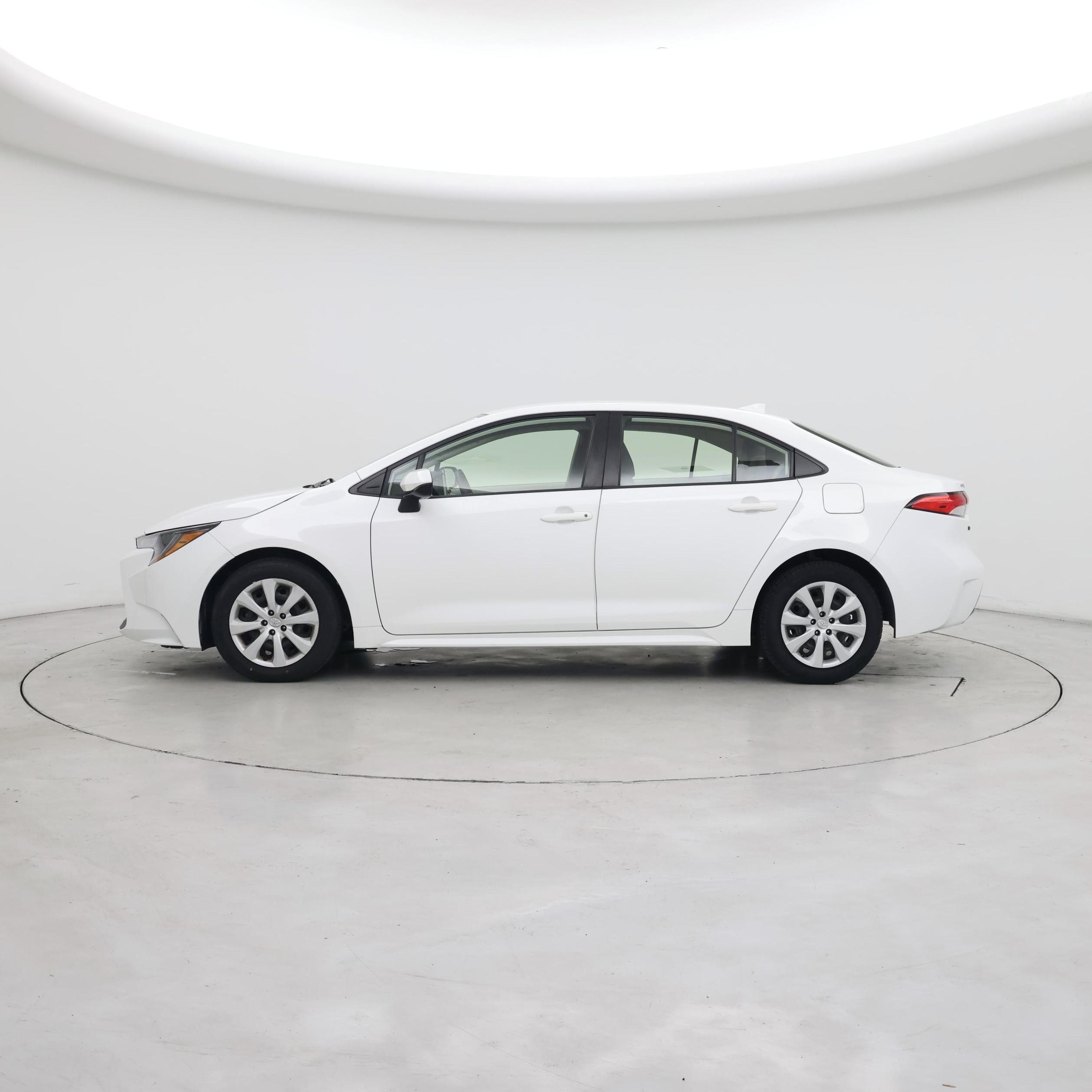 Thumbnail: 2021 Toyota Corolla - 3