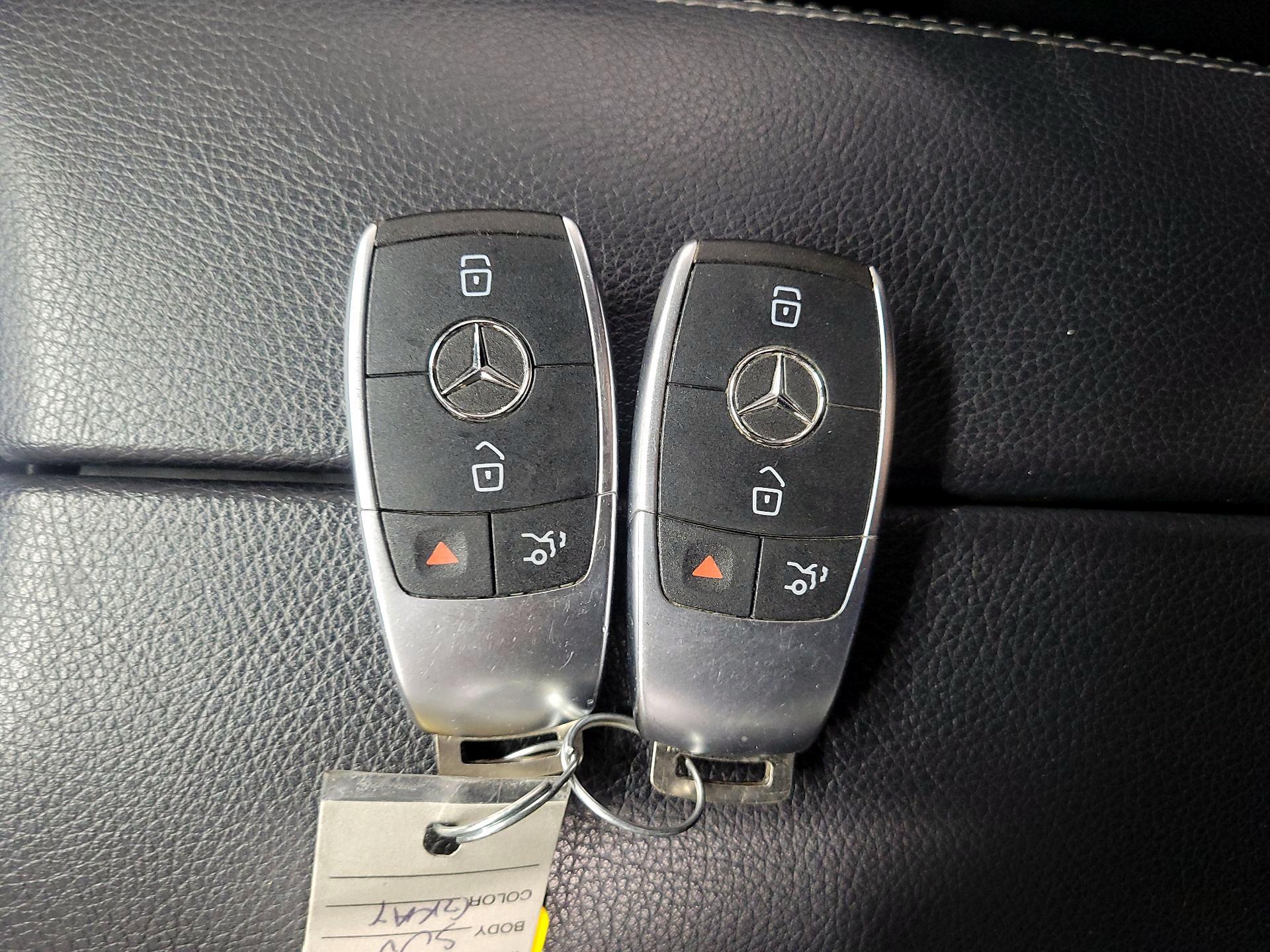 Thumbnail: 2021 Mercedes-Benz GLC - 20