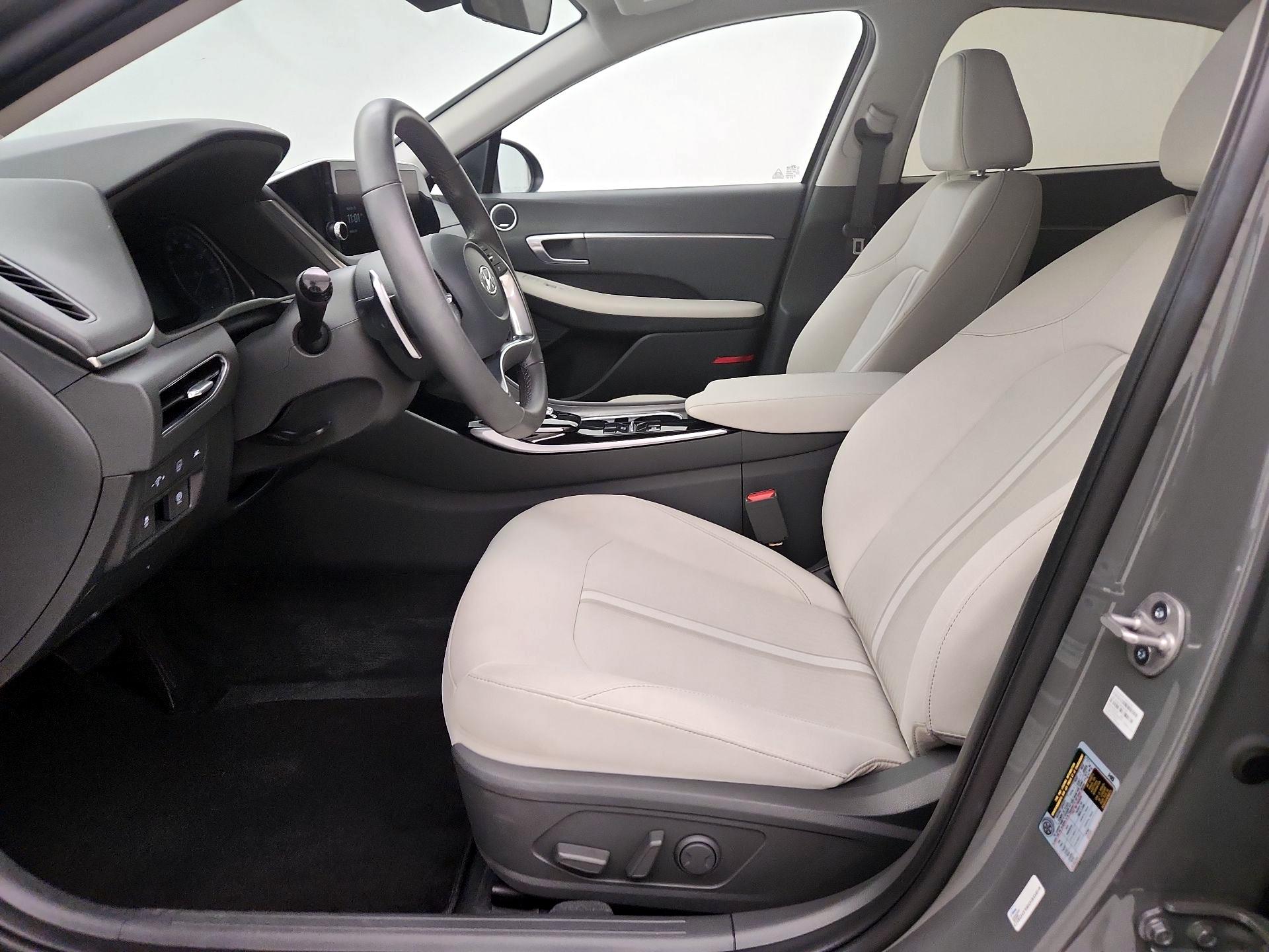 Thumbnail: 2023 Hyundai Sonata - 11