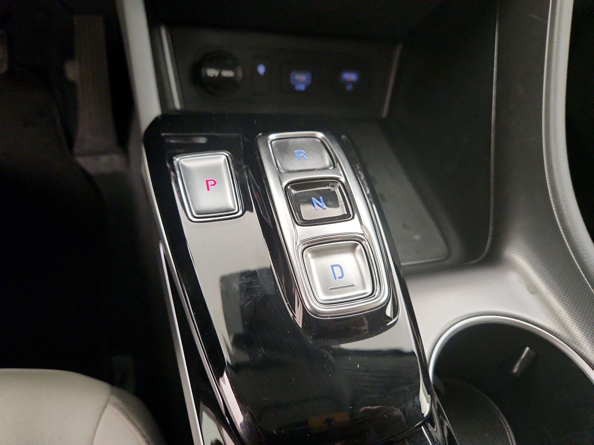 Thumbnail: 2023 Hyundai Sonata - 18