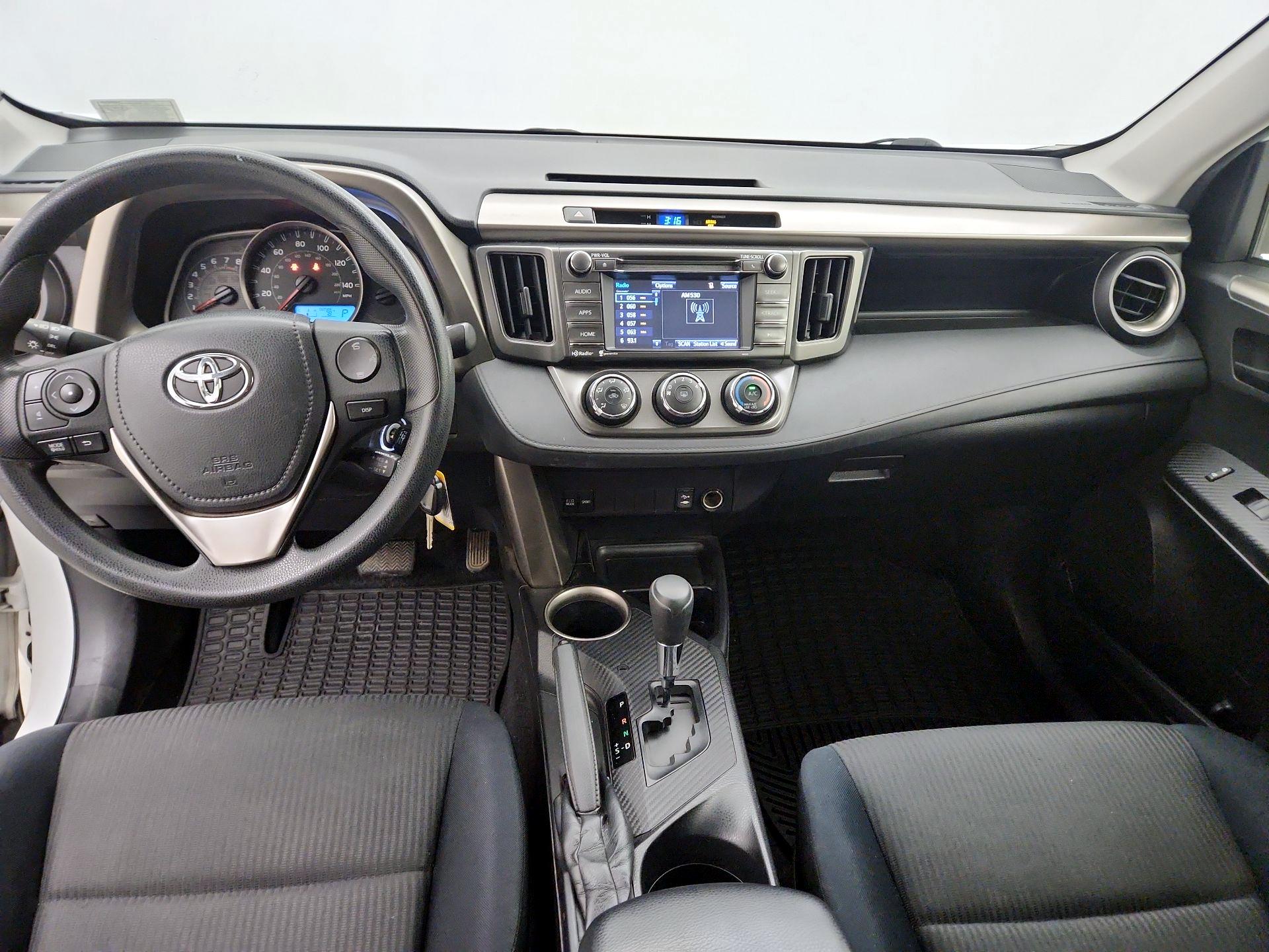 Thumbnail: 2014 Toyota RAV4 - 9