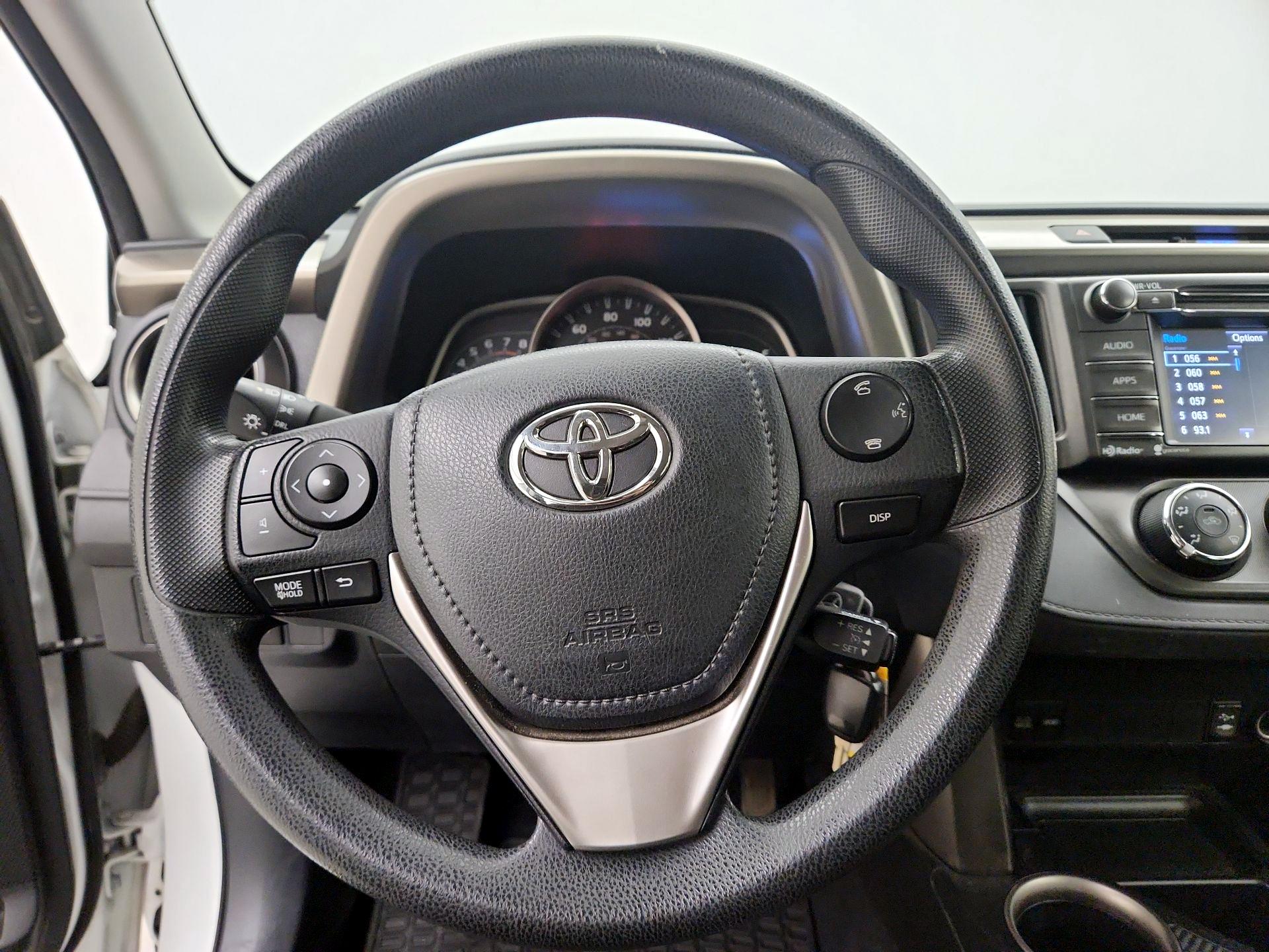 Thumbnail: 2014 Toyota RAV4 - 10