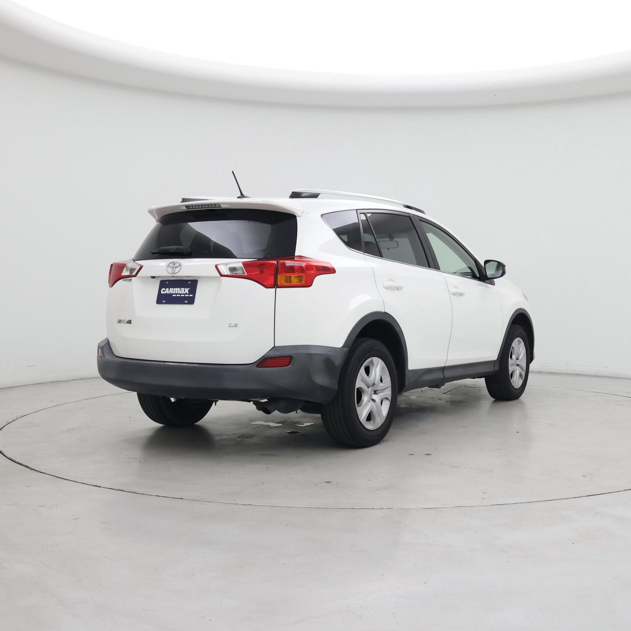 Thumbnail: 2014 Toyota RAV4 - 8