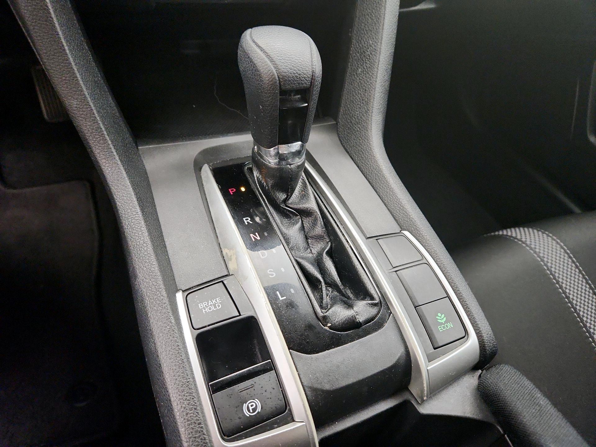 Thumbnail: 2019 Honda Civic - 17