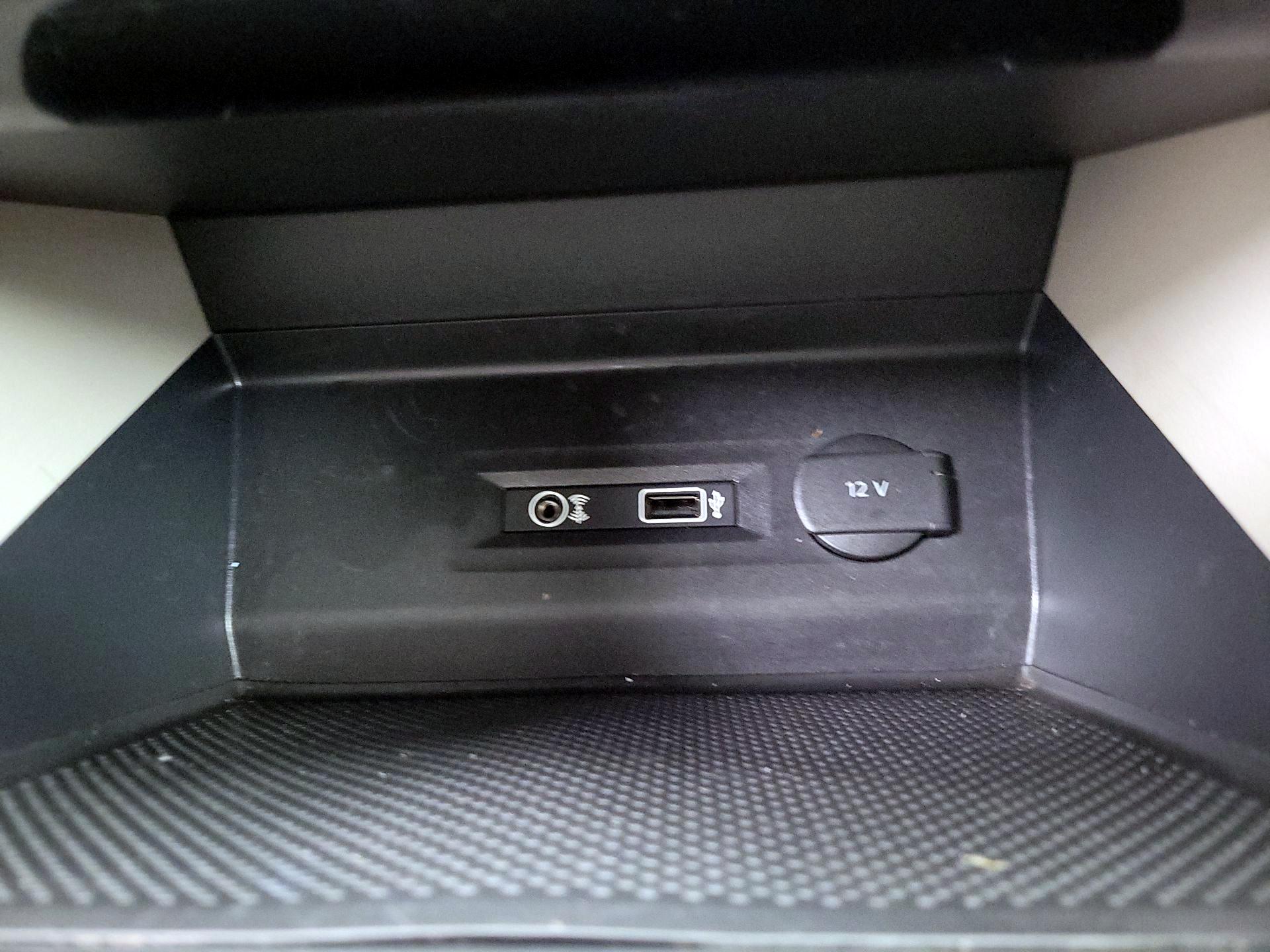 Thumbnail: 2018 Volkswagen Atlas - 18