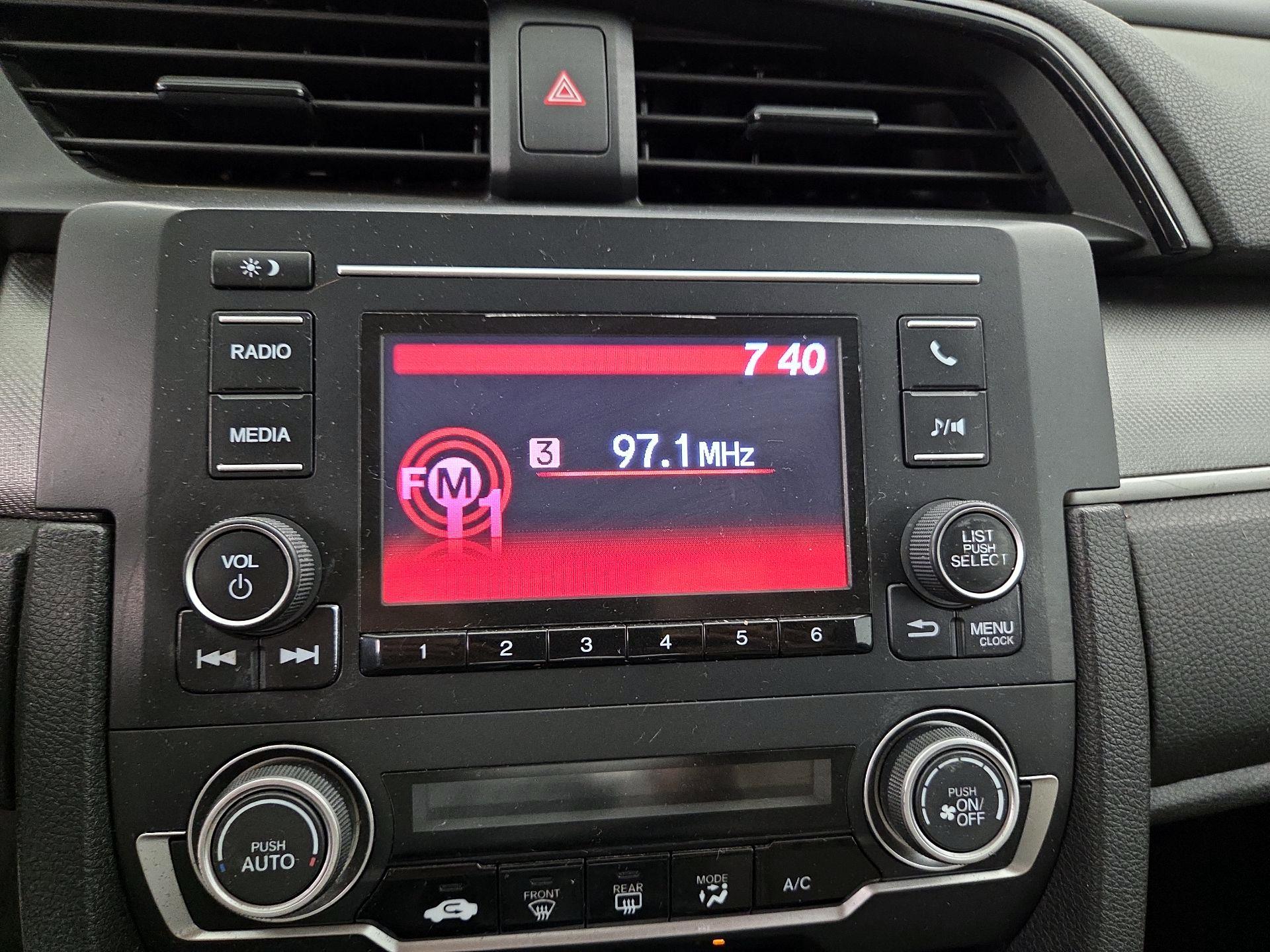 Thumbnail: 2017 Honda Civic - 15