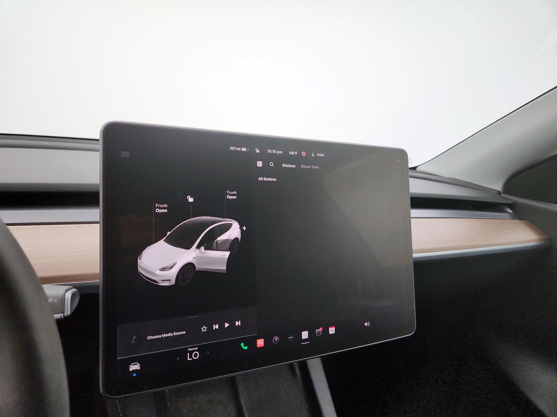 Thumbnail: 2022 Tesla Model Y - 15