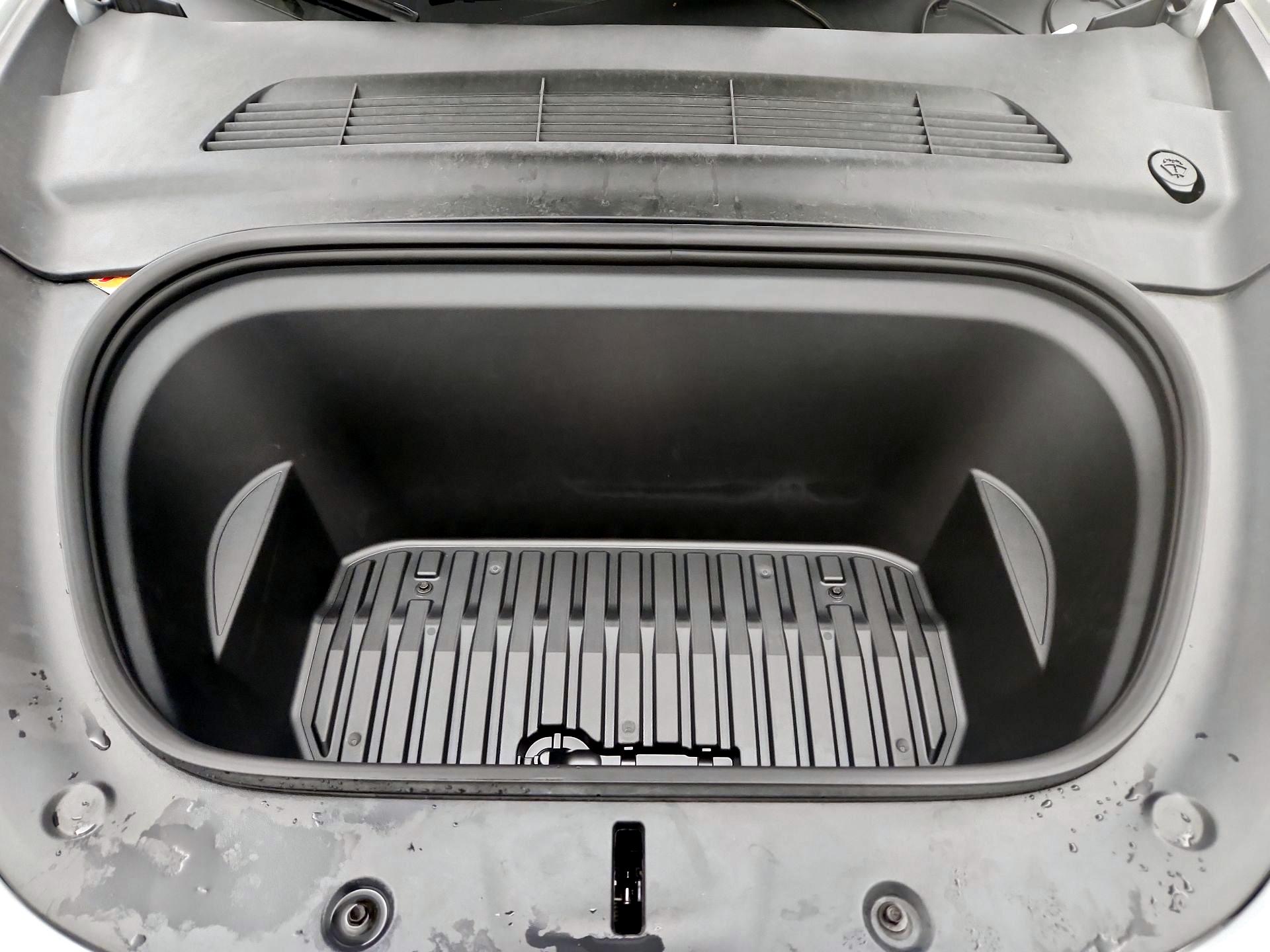 Thumbnail: 2022 Tesla Model Y - 20