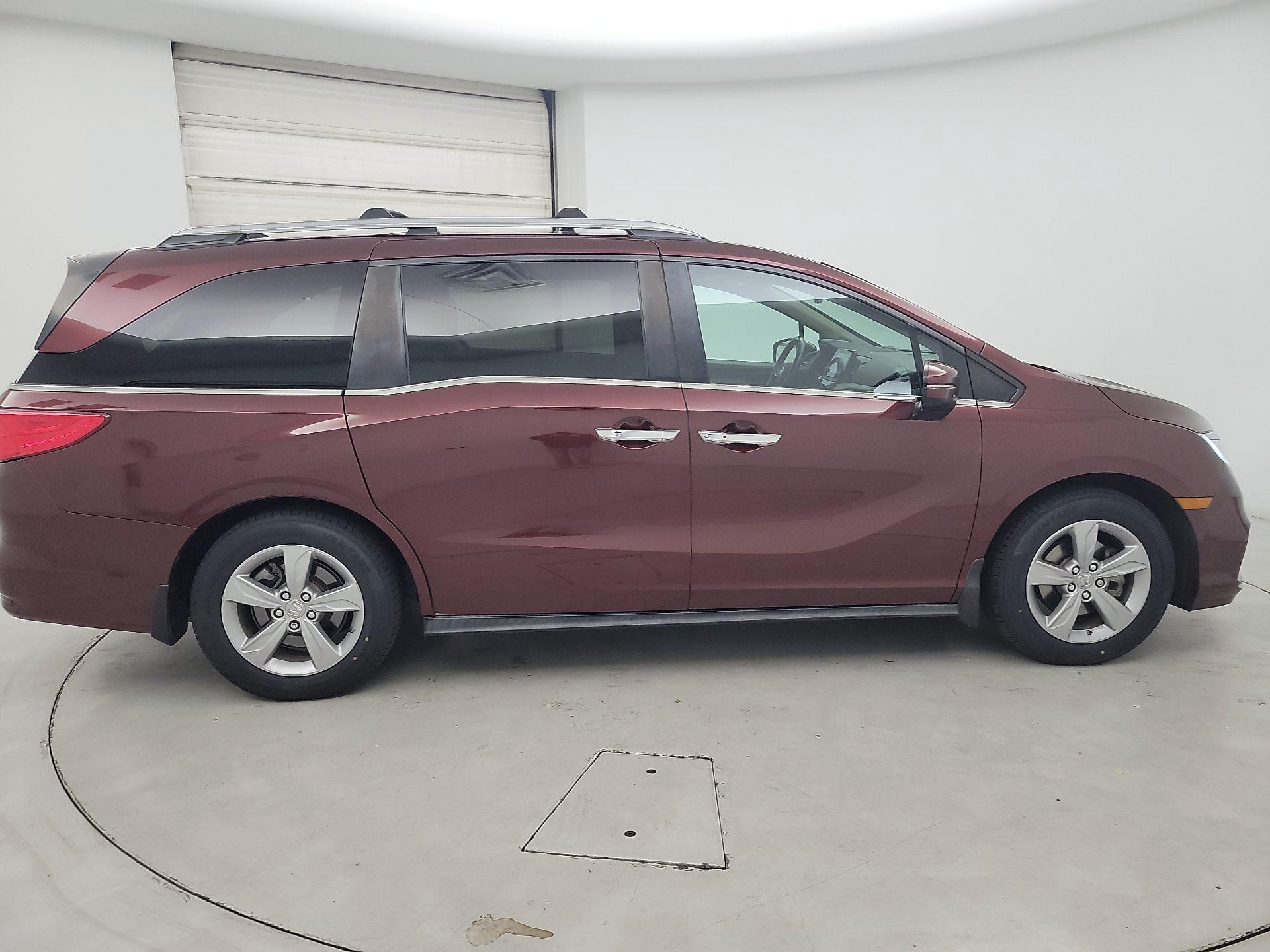 Thumbnail: 2018 Honda Odyssey - 4