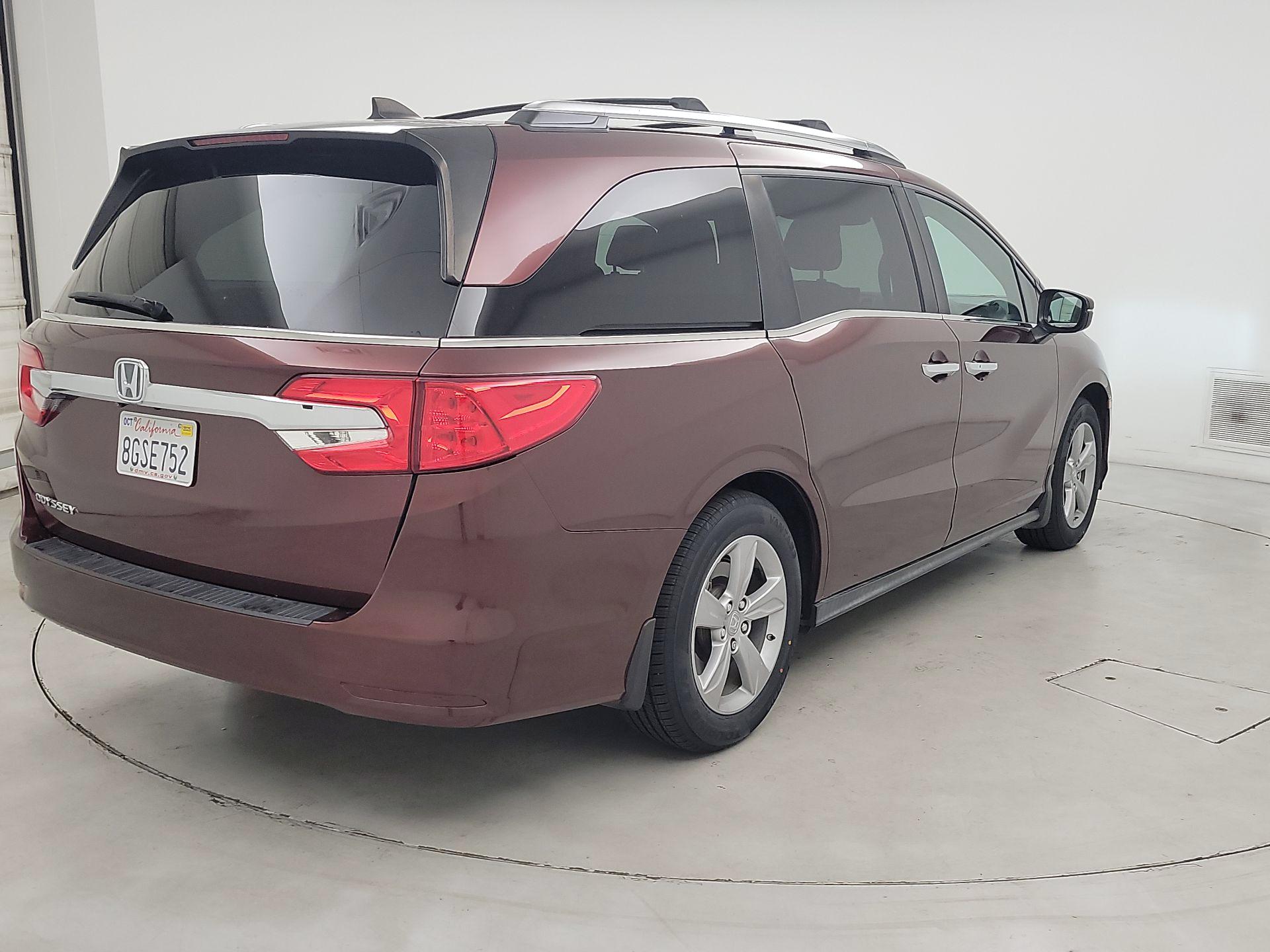 Thumbnail: 2018 Honda Odyssey - 5