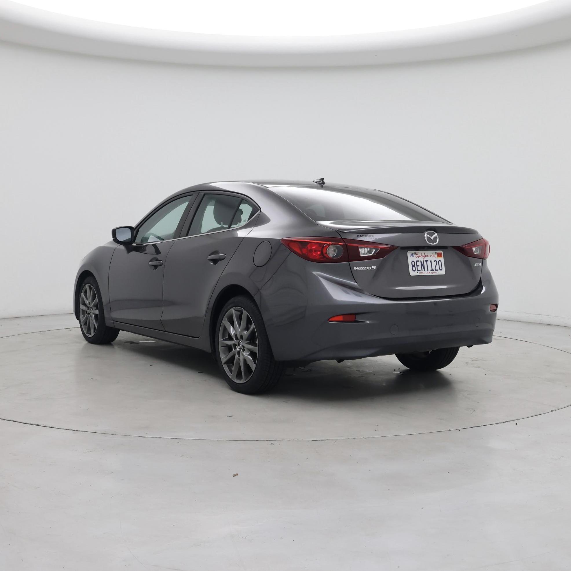 Thumbnail: 2018 Mazda Mazda3 - 2