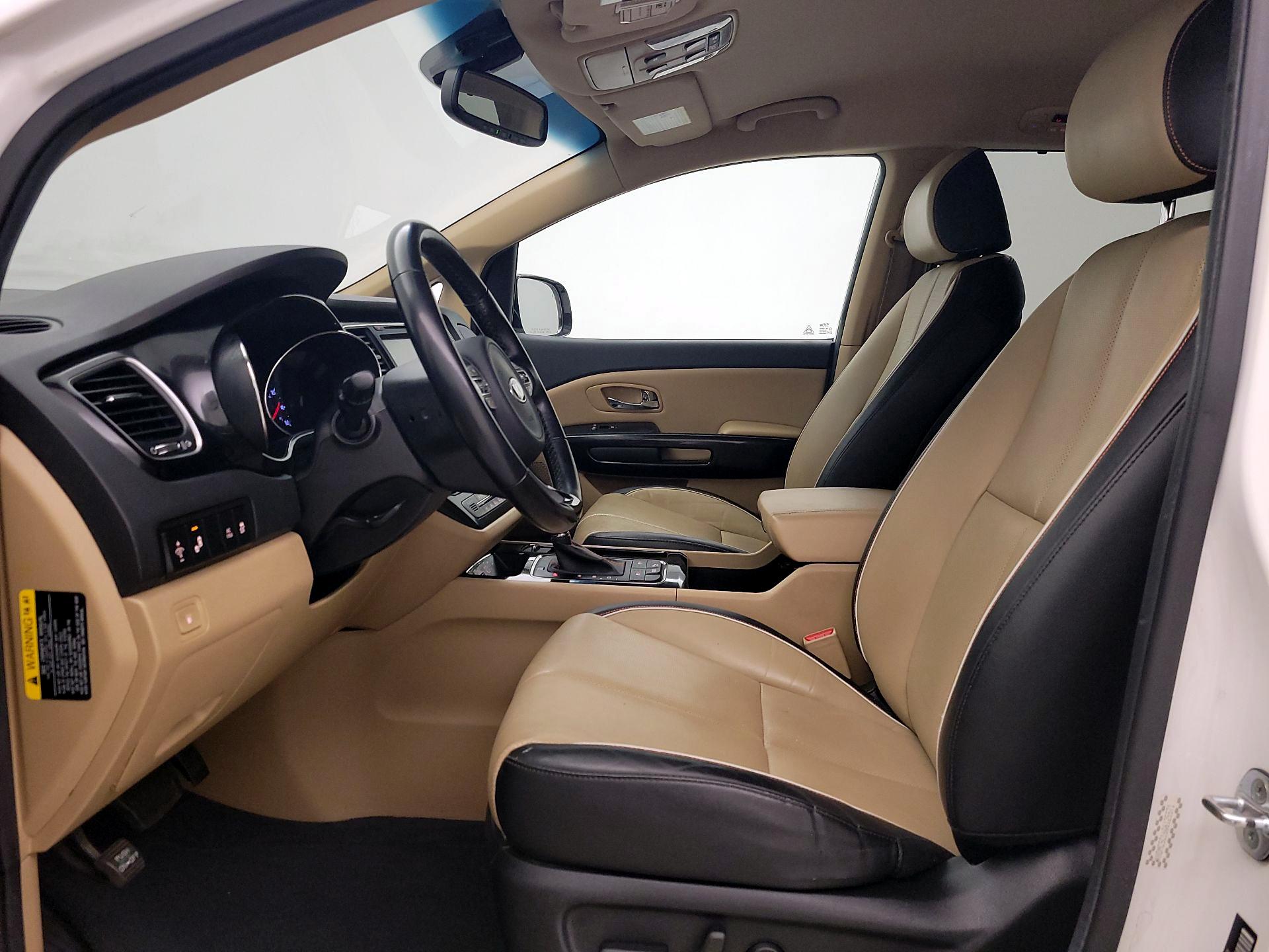 Thumbnail: 2016 Kia Sedona - 11