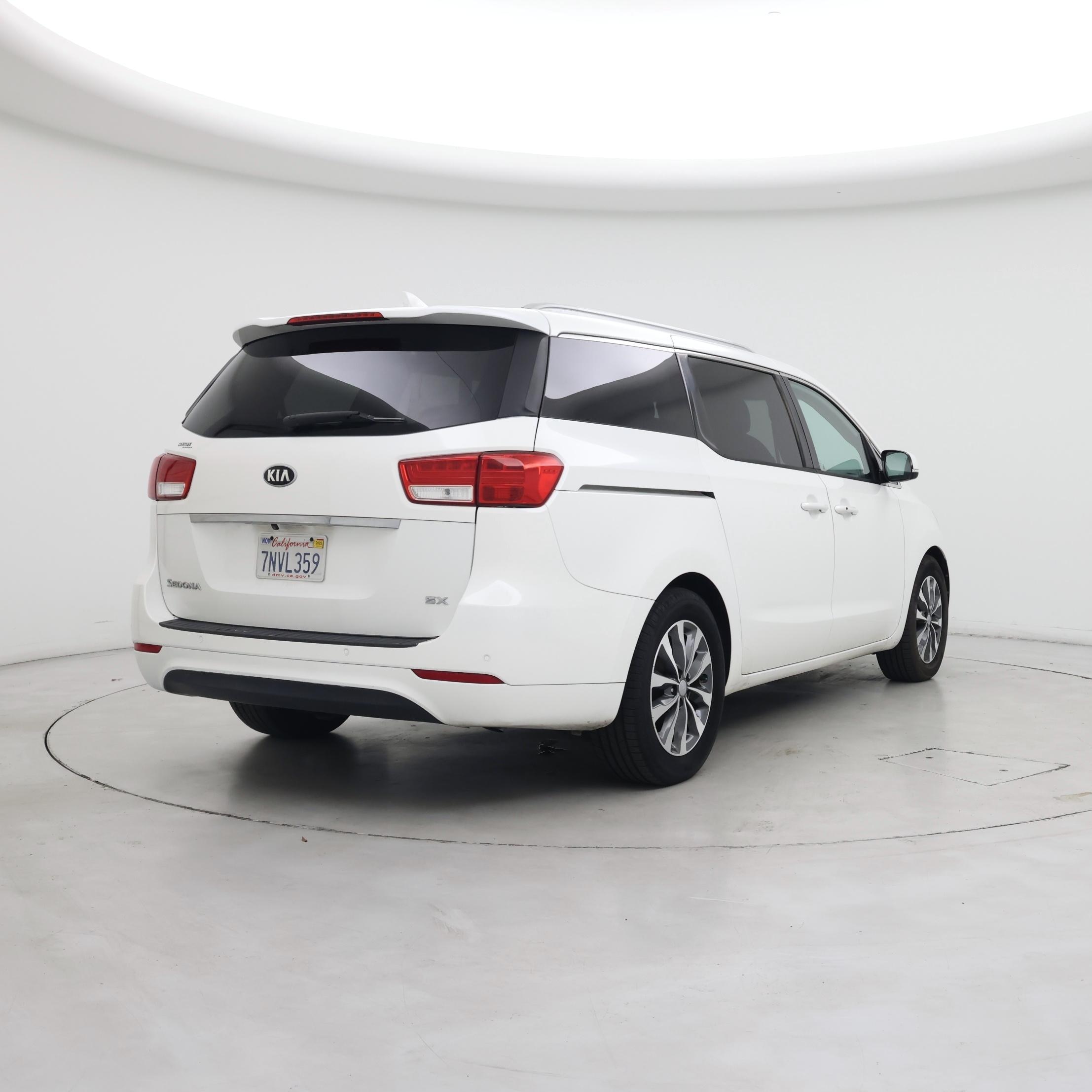 Thumbnail: 2016 Kia Sedona - 8