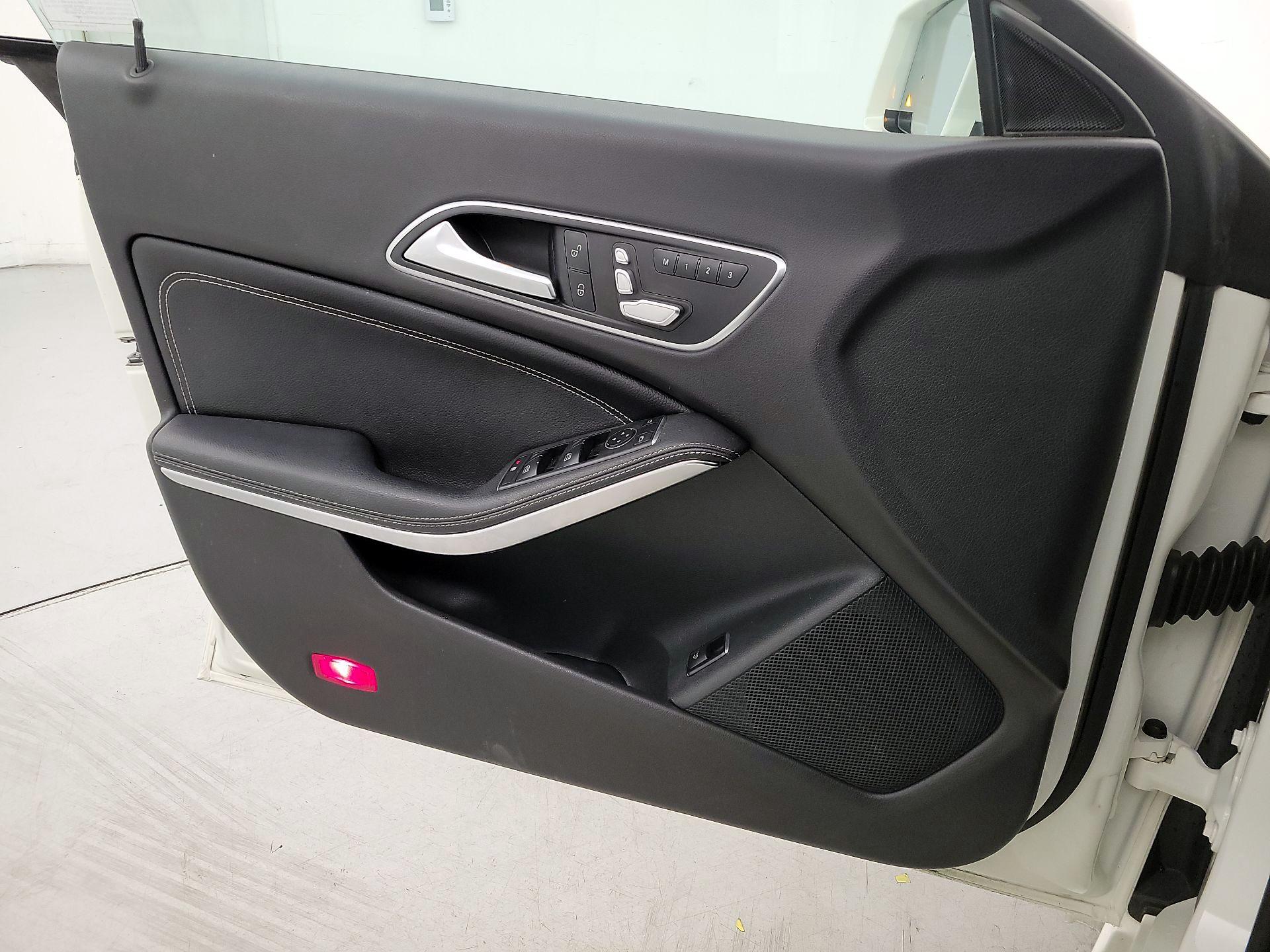 Thumbnail: 2018 Mercedes-Benz CLA - 12