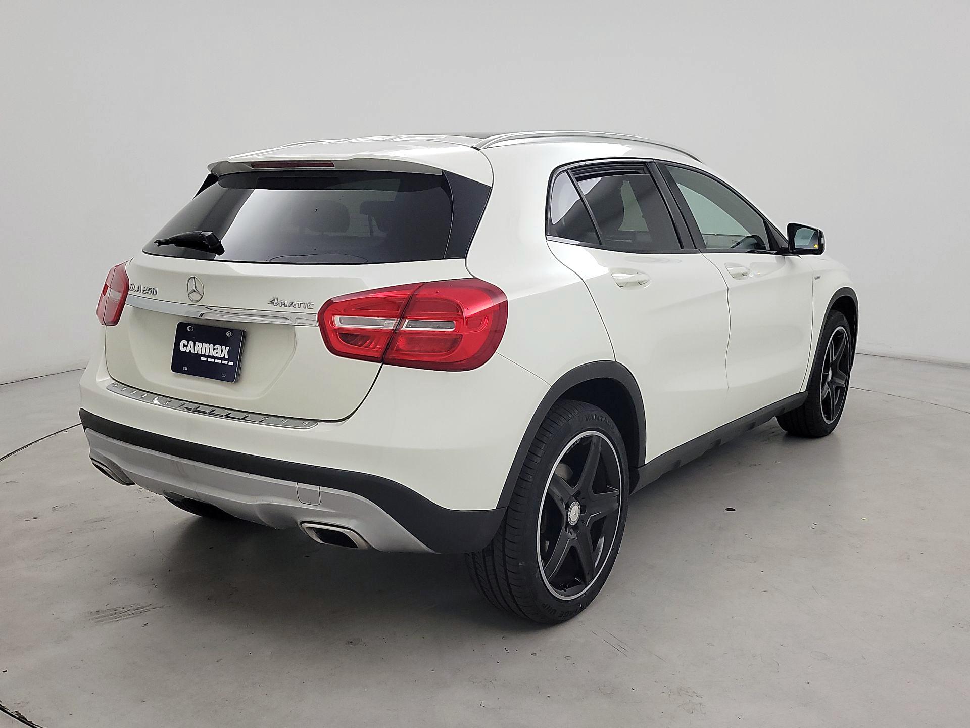 Thumbnail: 2015 Mercedes-Benz GLA - 5