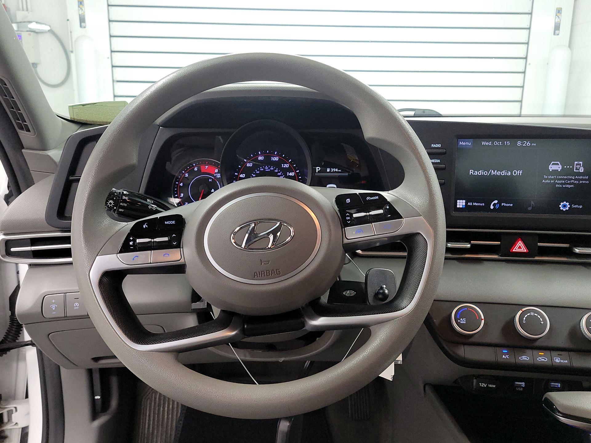 Thumbnail: 2023 Hyundai Elantra - 10