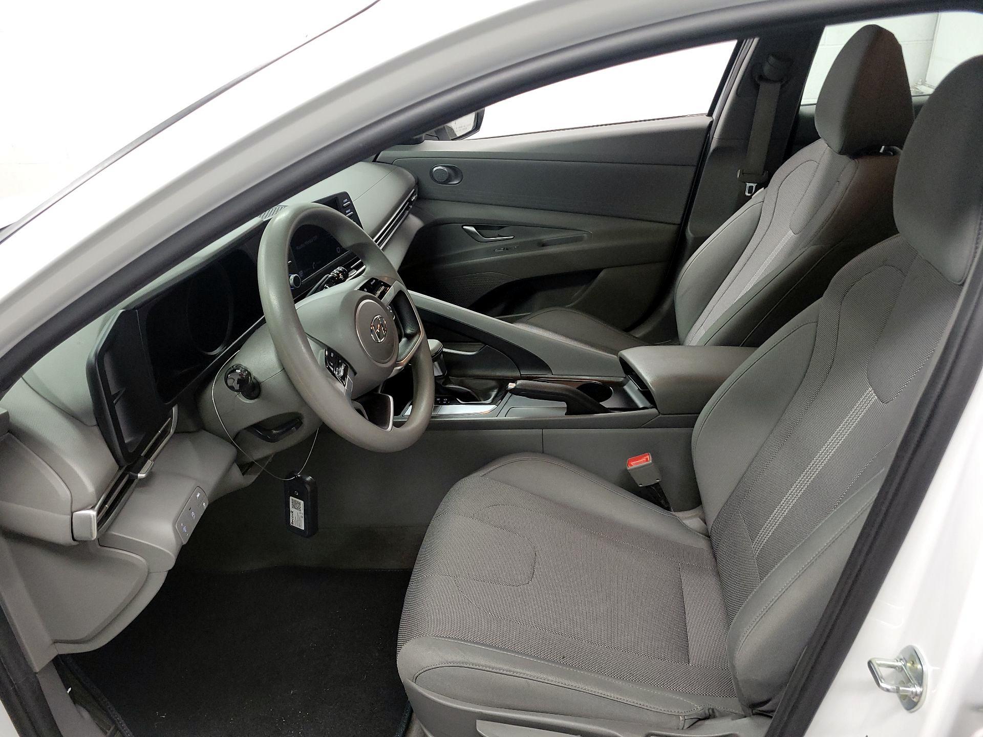 Thumbnail: 2023 Hyundai Elantra - 11