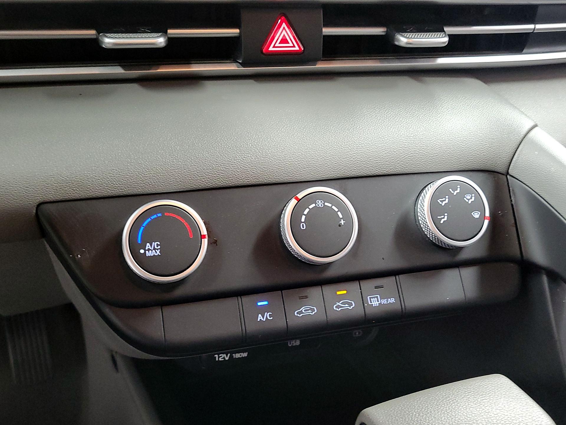 Thumbnail: 2023 Hyundai Elantra - 16