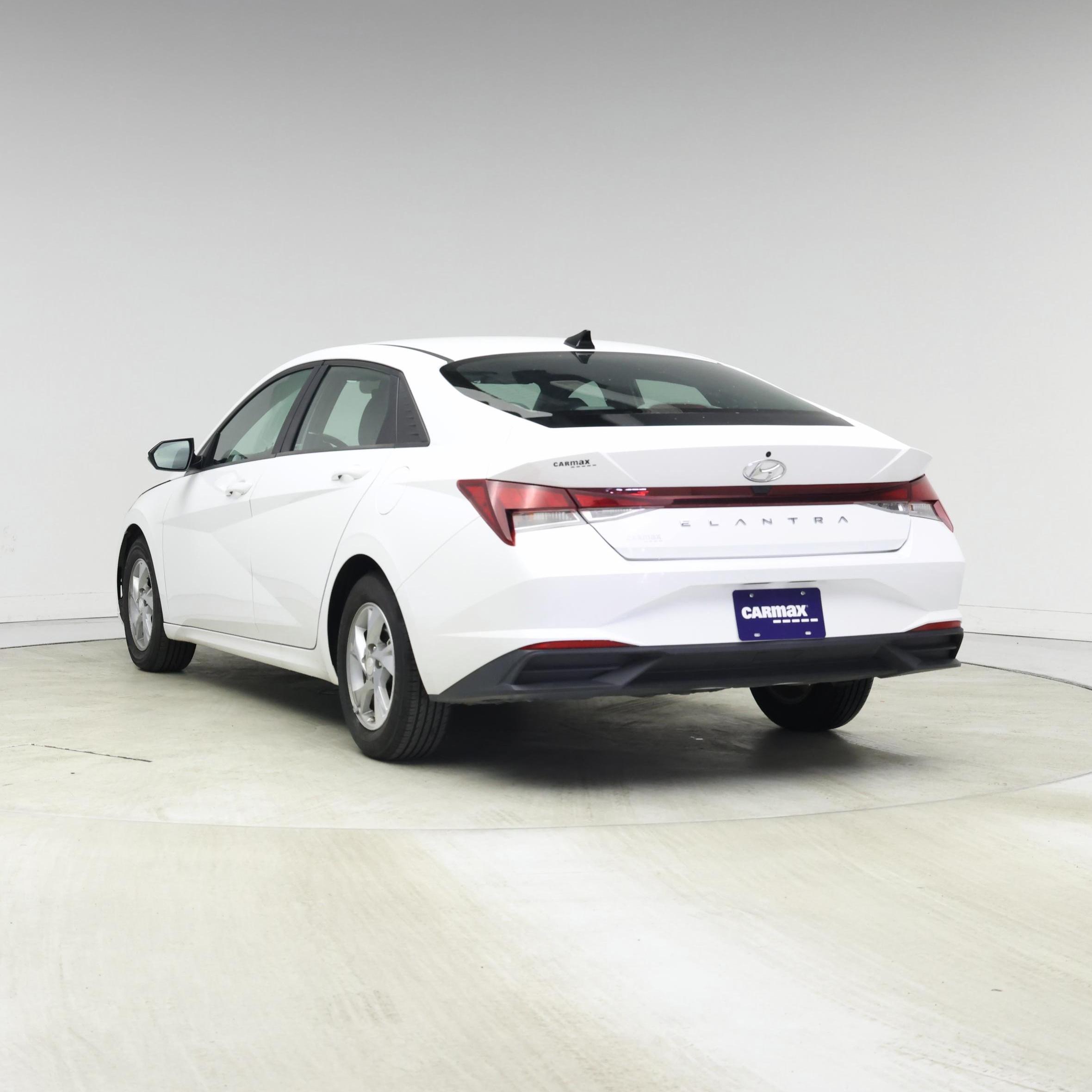 Thumbnail: 2023 Hyundai Elantra - 2