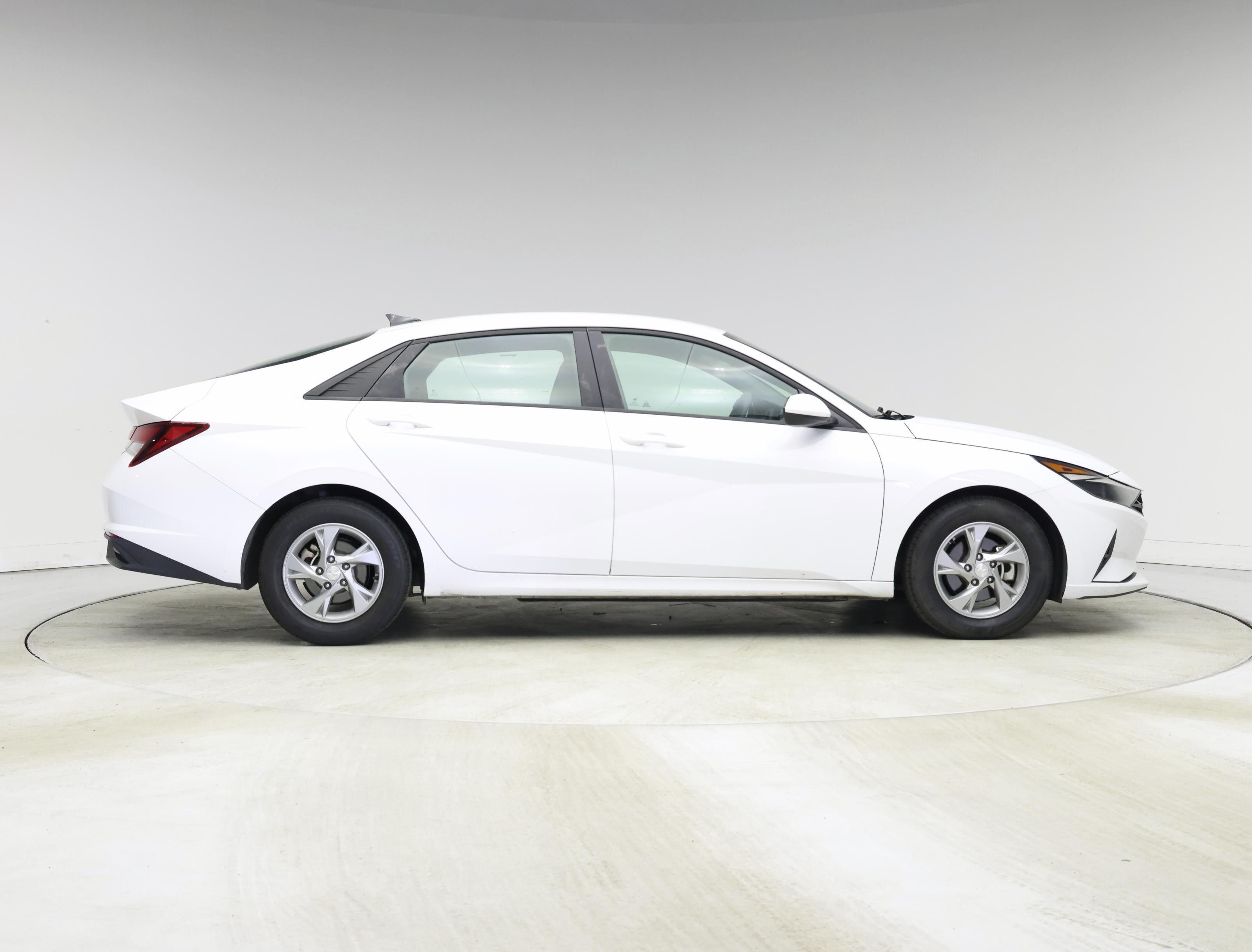 Thumbnail: 2023 Hyundai Elantra - 7