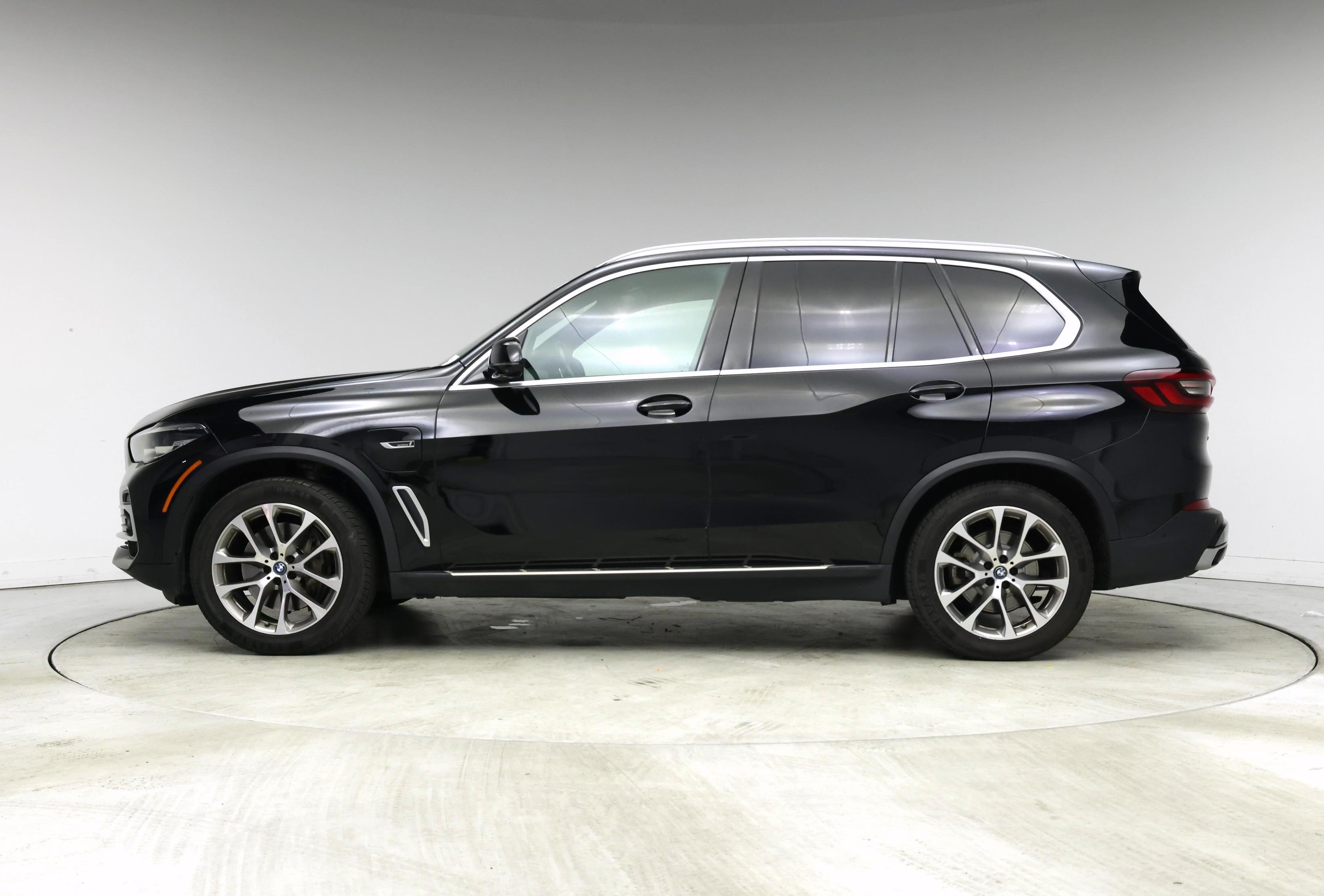 Thumbnail: 2023 BMW X5 - 3