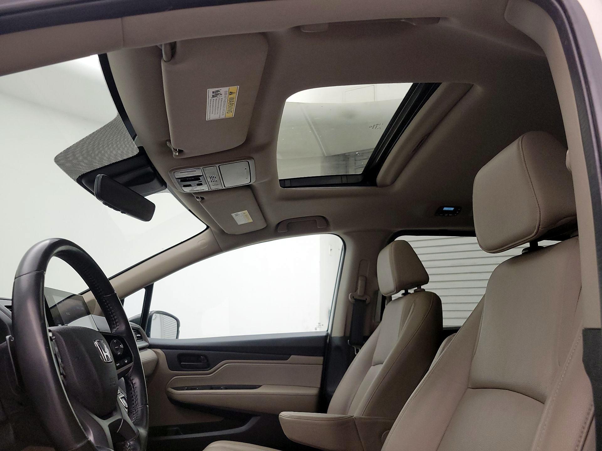 Thumbnail: 2019 Honda Odyssey - 19