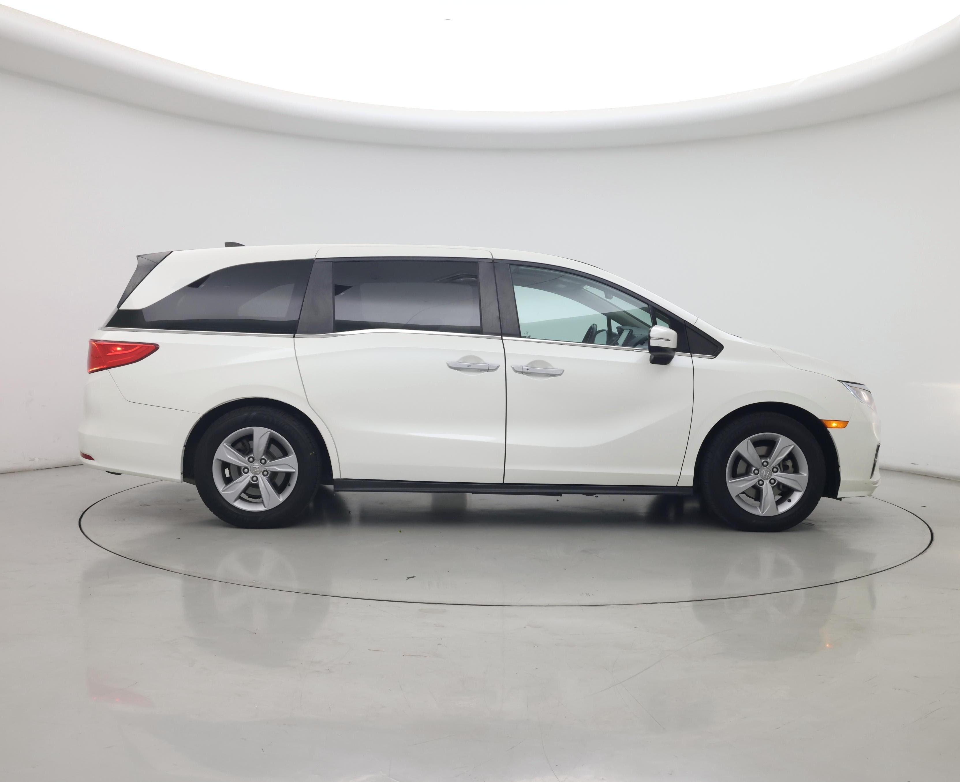 Thumbnail: 2019 Honda Odyssey - 7