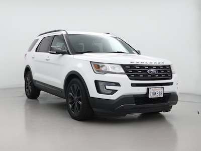 White 2017 Ford Explorer XLT