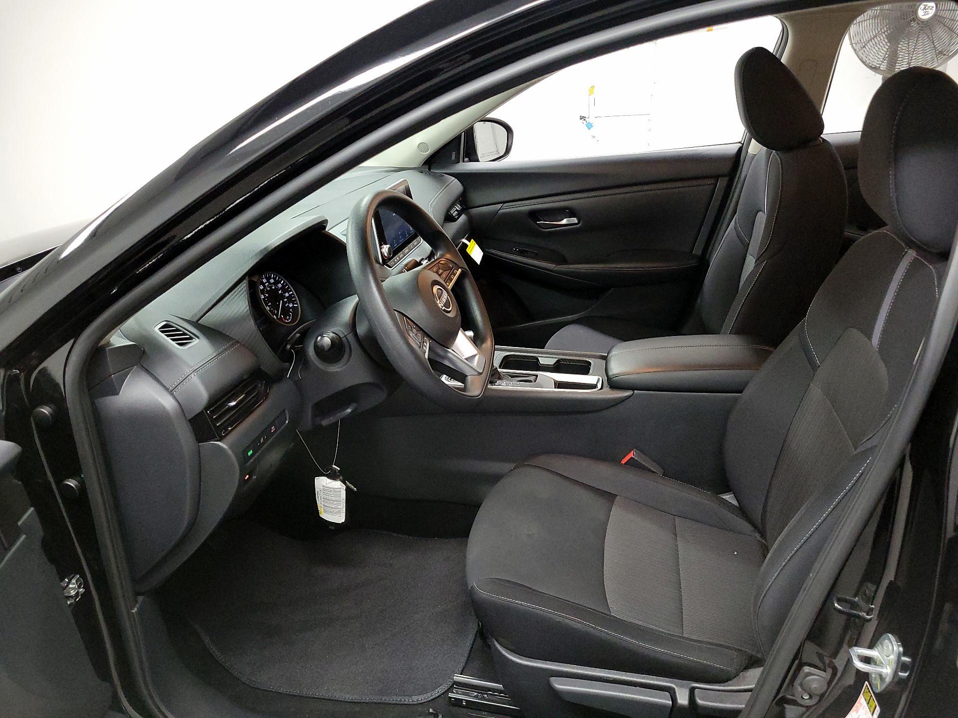 Thumbnail: 2024 Nissan Sentra - 11