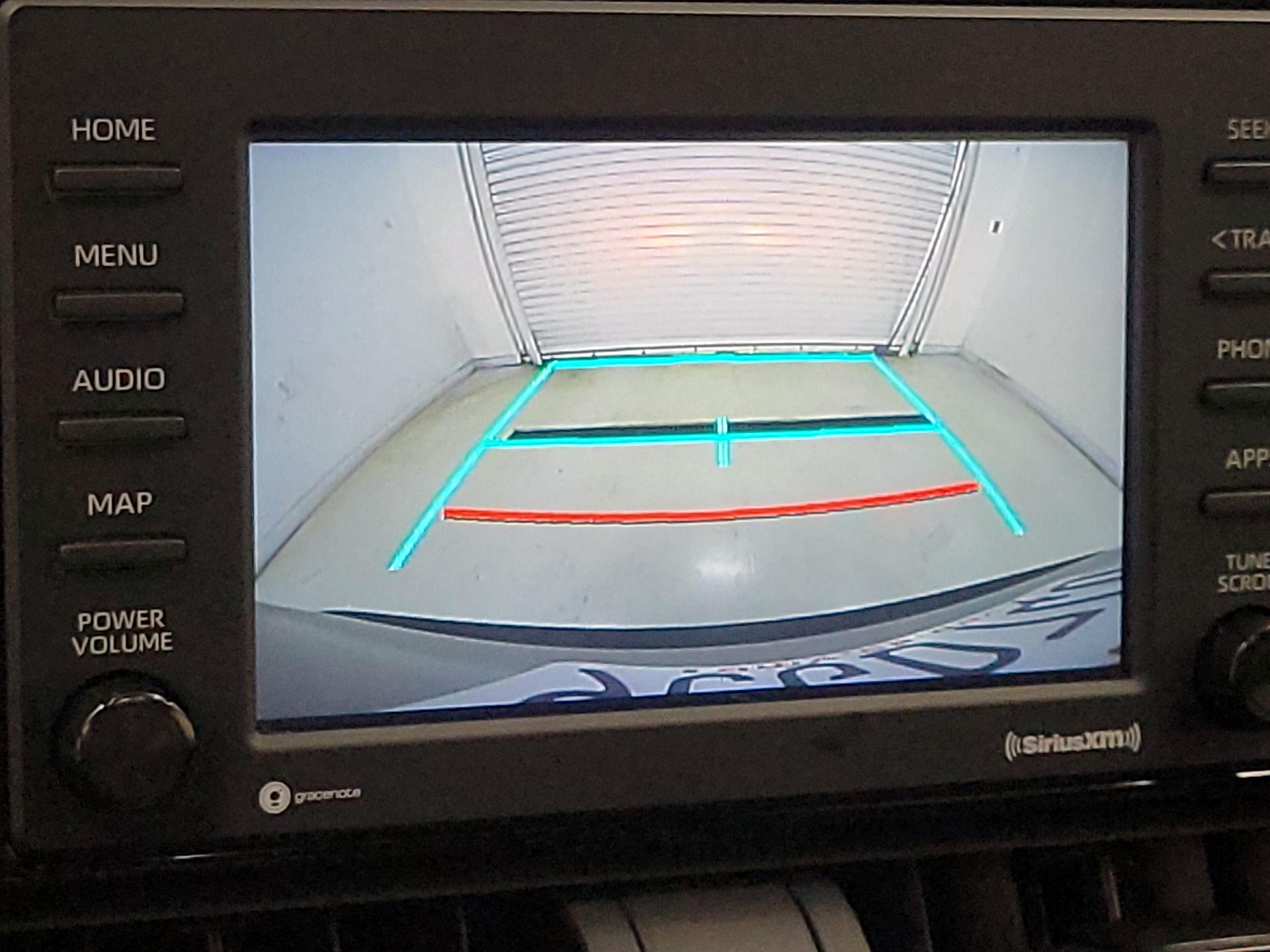 Thumbnail: 2022 Toyota RAV4 - 14