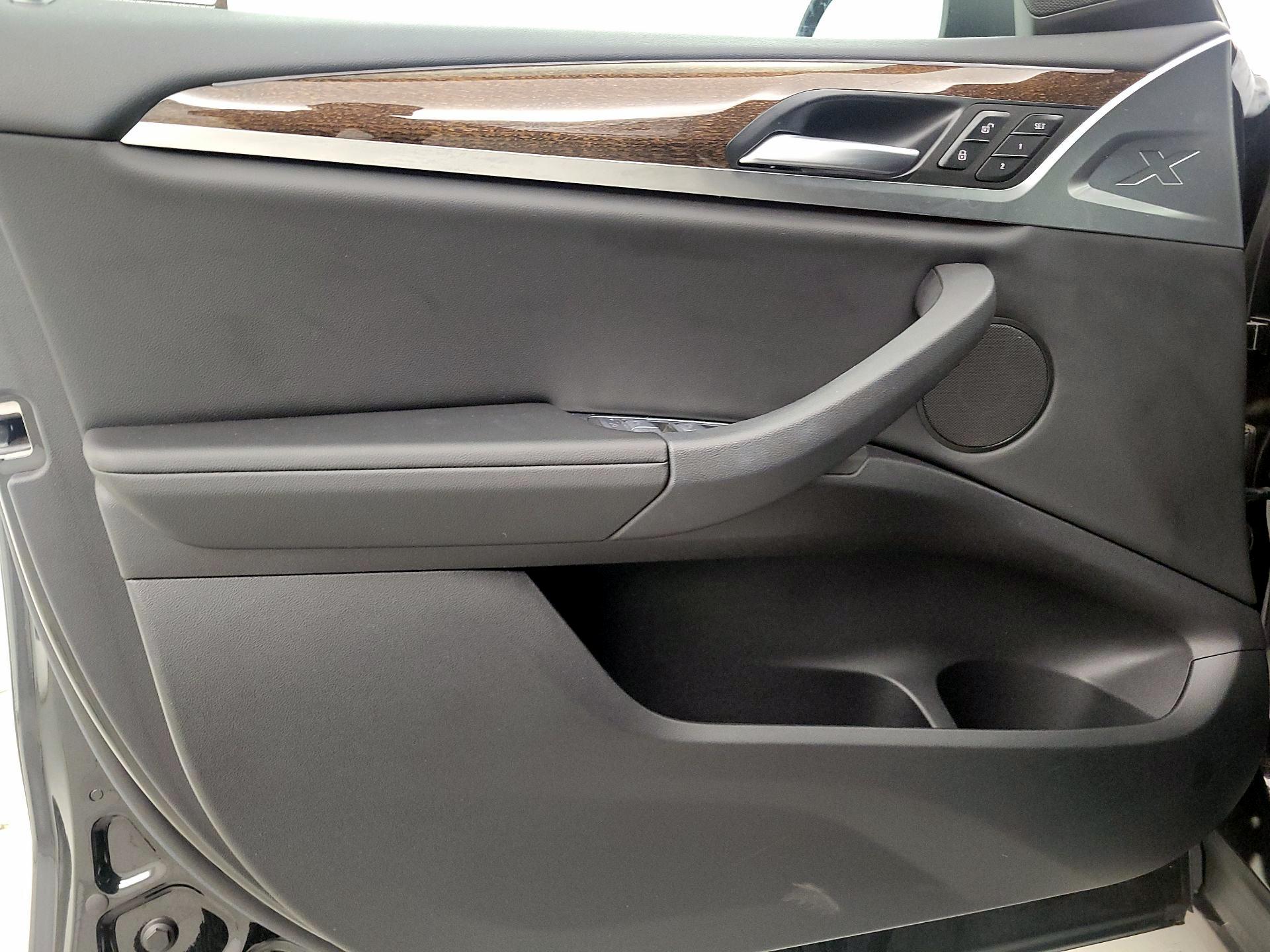 Thumbnail: 2023 BMW X3 - 12