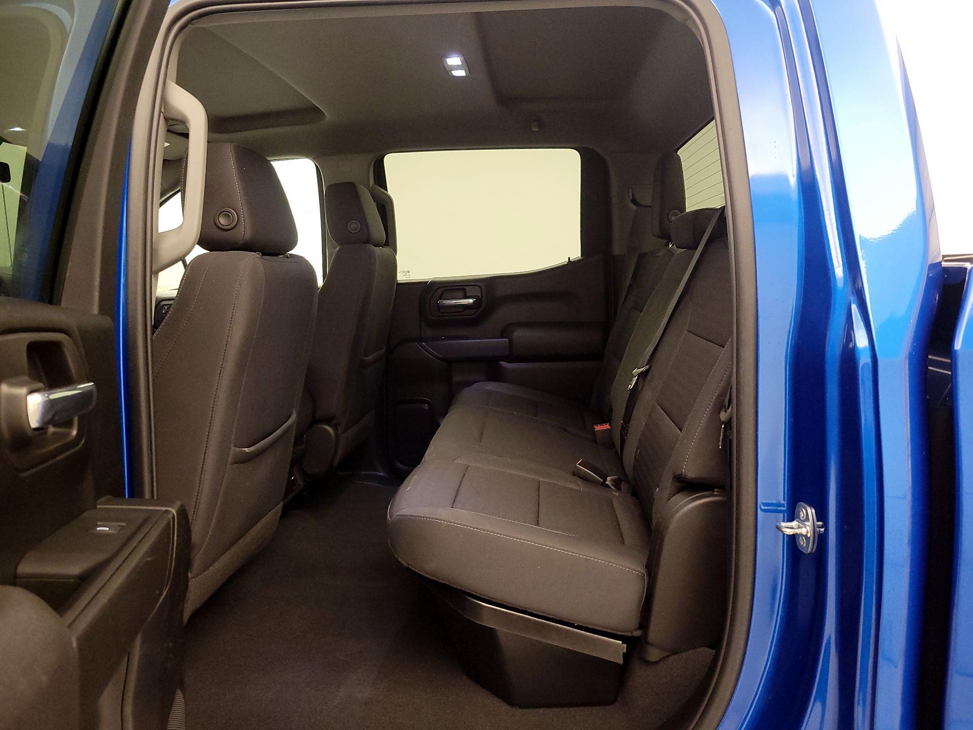 Thumbnail: 2022 Chevrolet Silverado 1500 - 19