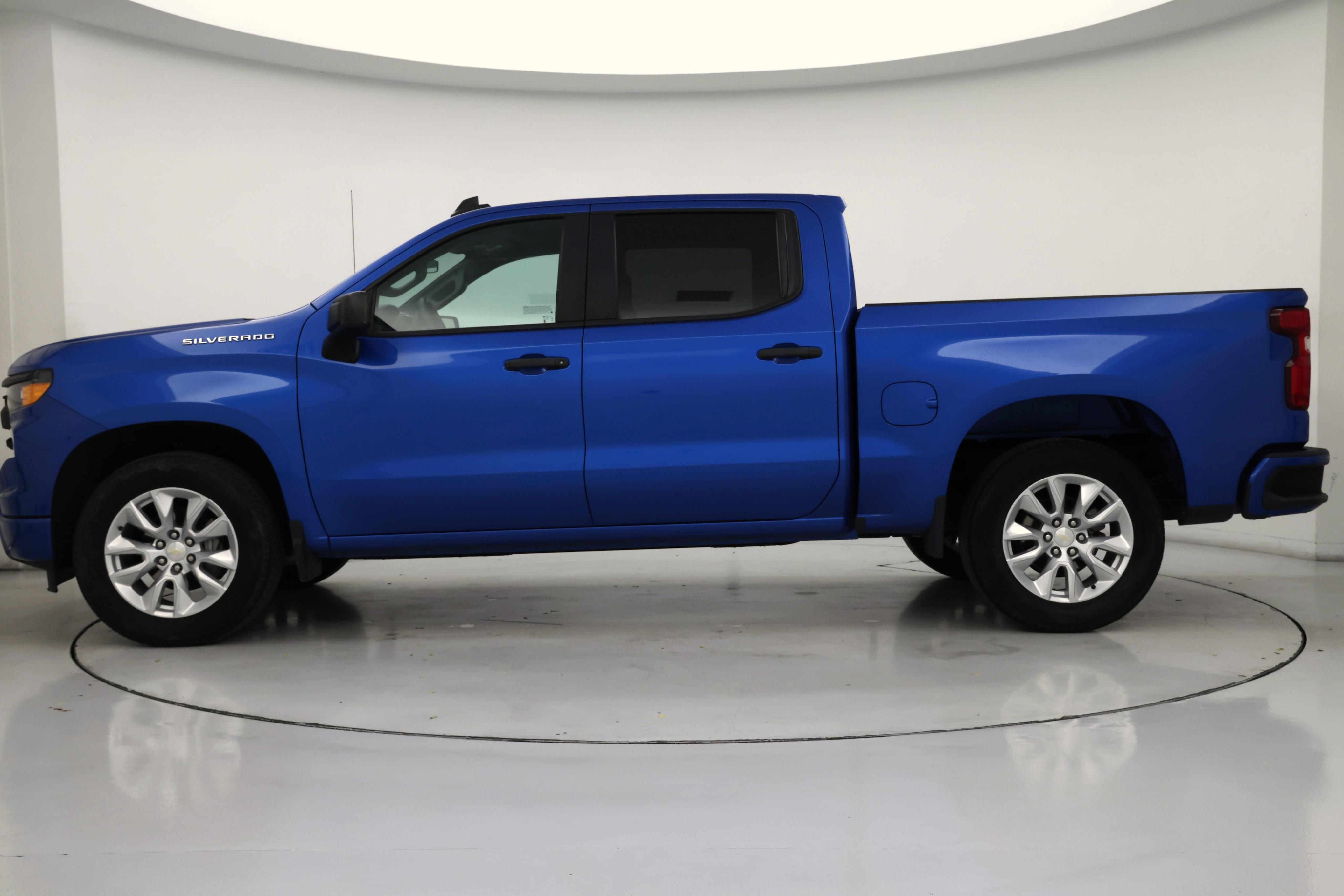 Thumbnail: 2022 Chevrolet Silverado 1500 - 3