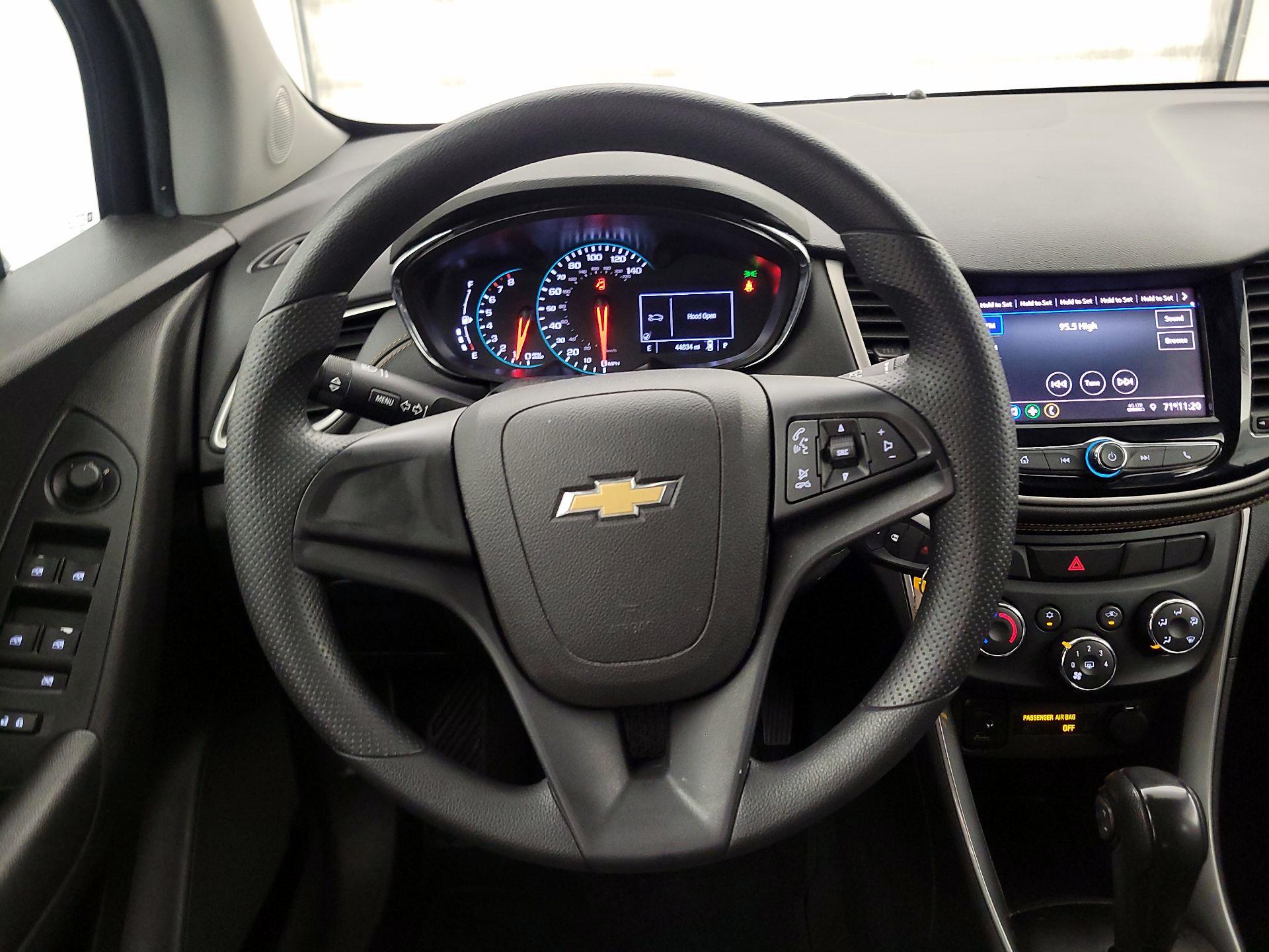 Thumbnail: 2020 Chevrolet Trax - 10