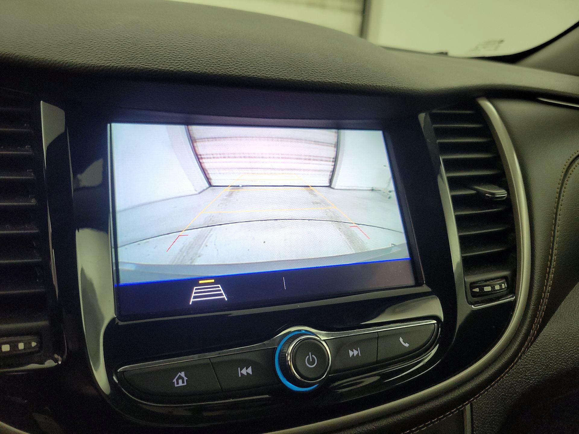 Thumbnail: 2020 Chevrolet Trax - 14