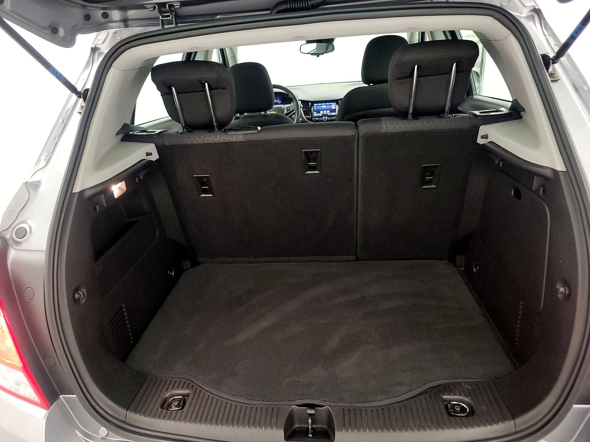 Thumbnail: 2020 Chevrolet Trax - 20