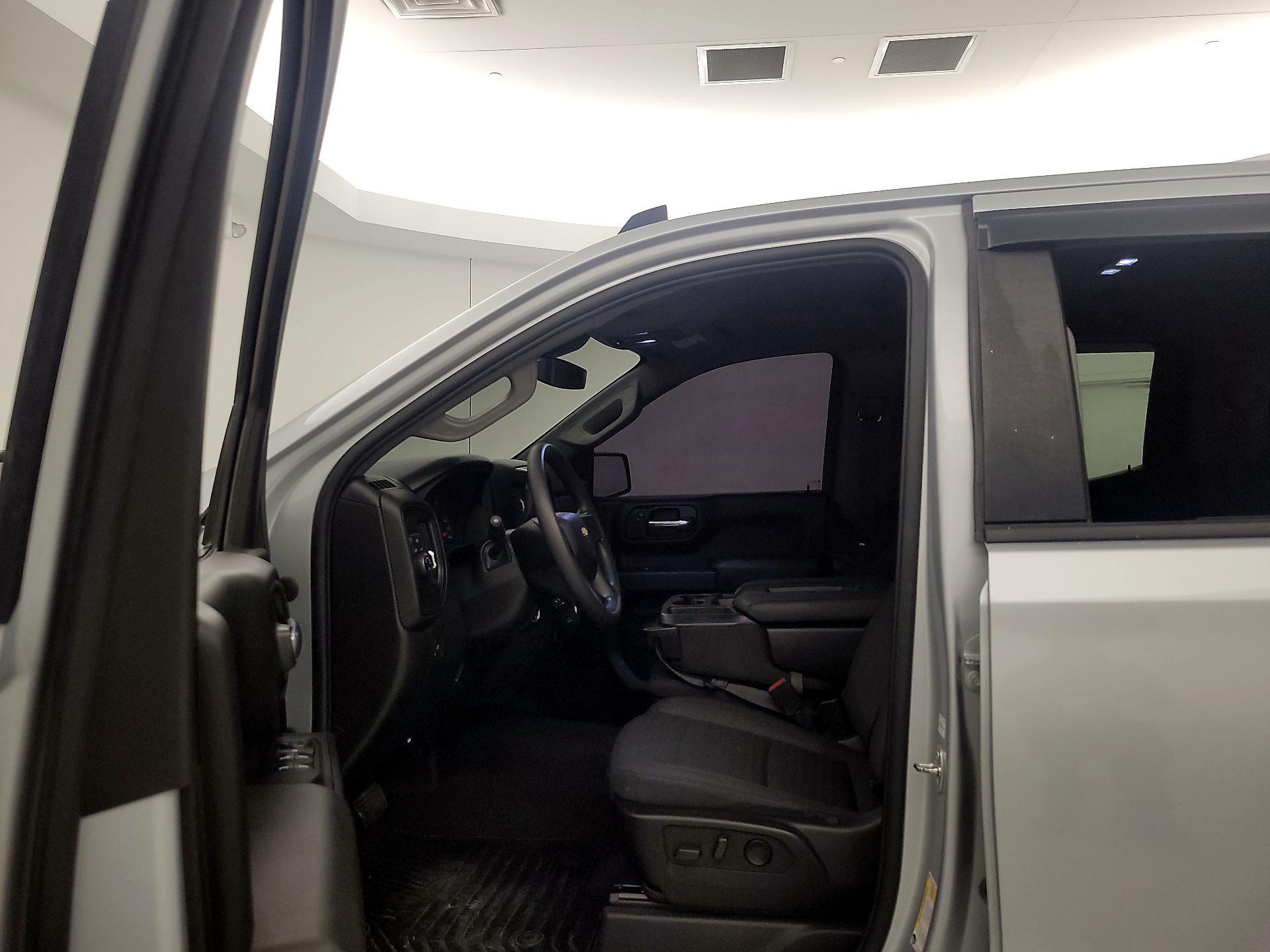 Thumbnail: 2022 Chevrolet Silverado 1500 - 11