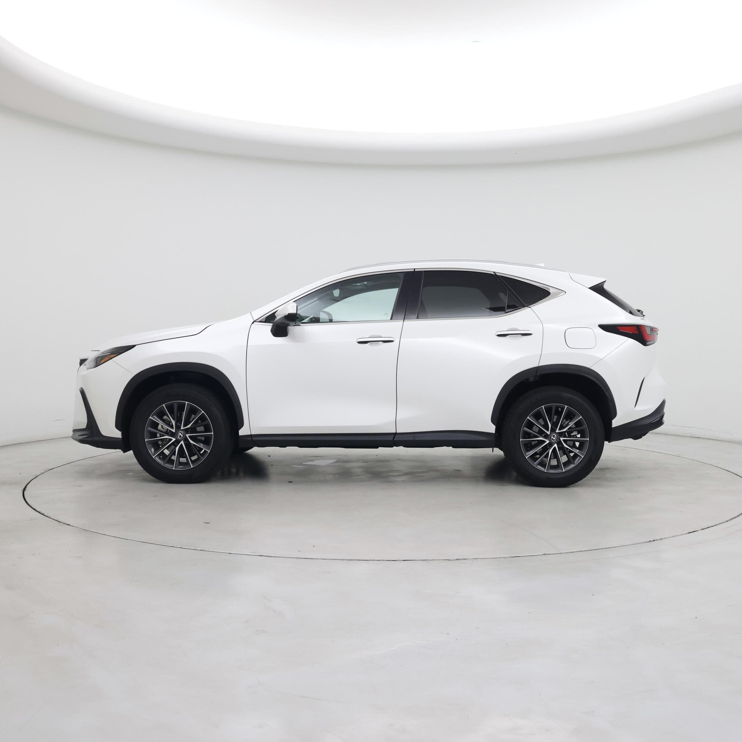 Thumbnail: 2022 Lexus NX - 3
