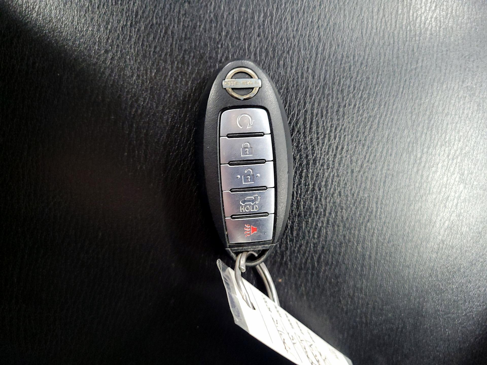 Thumbnail: 2022 Nissan Armada - 18