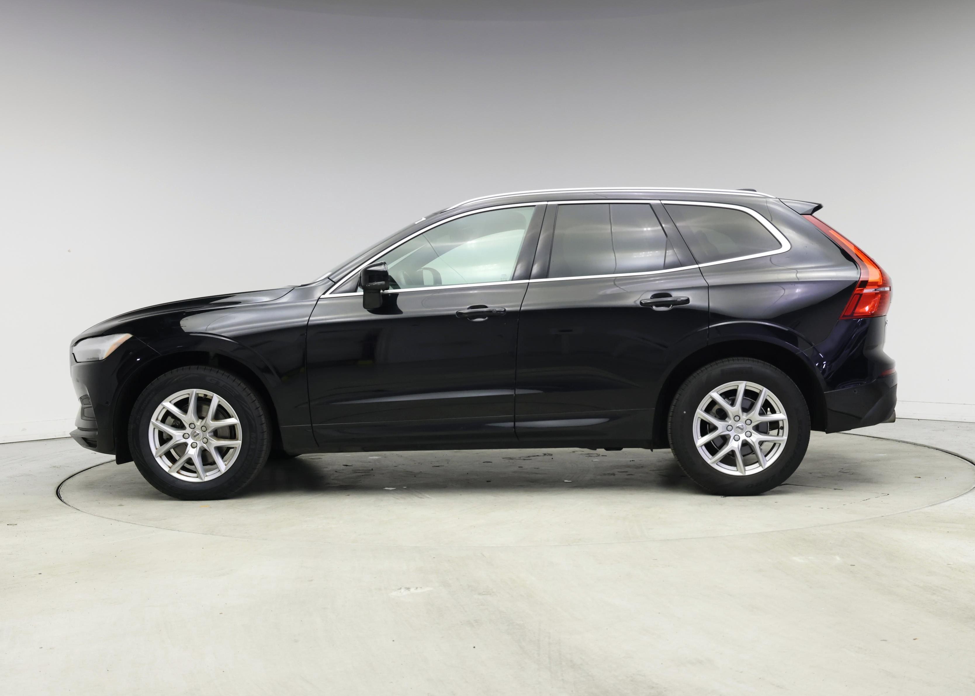 Thumbnail: 2019 Volvo XC60 - 3